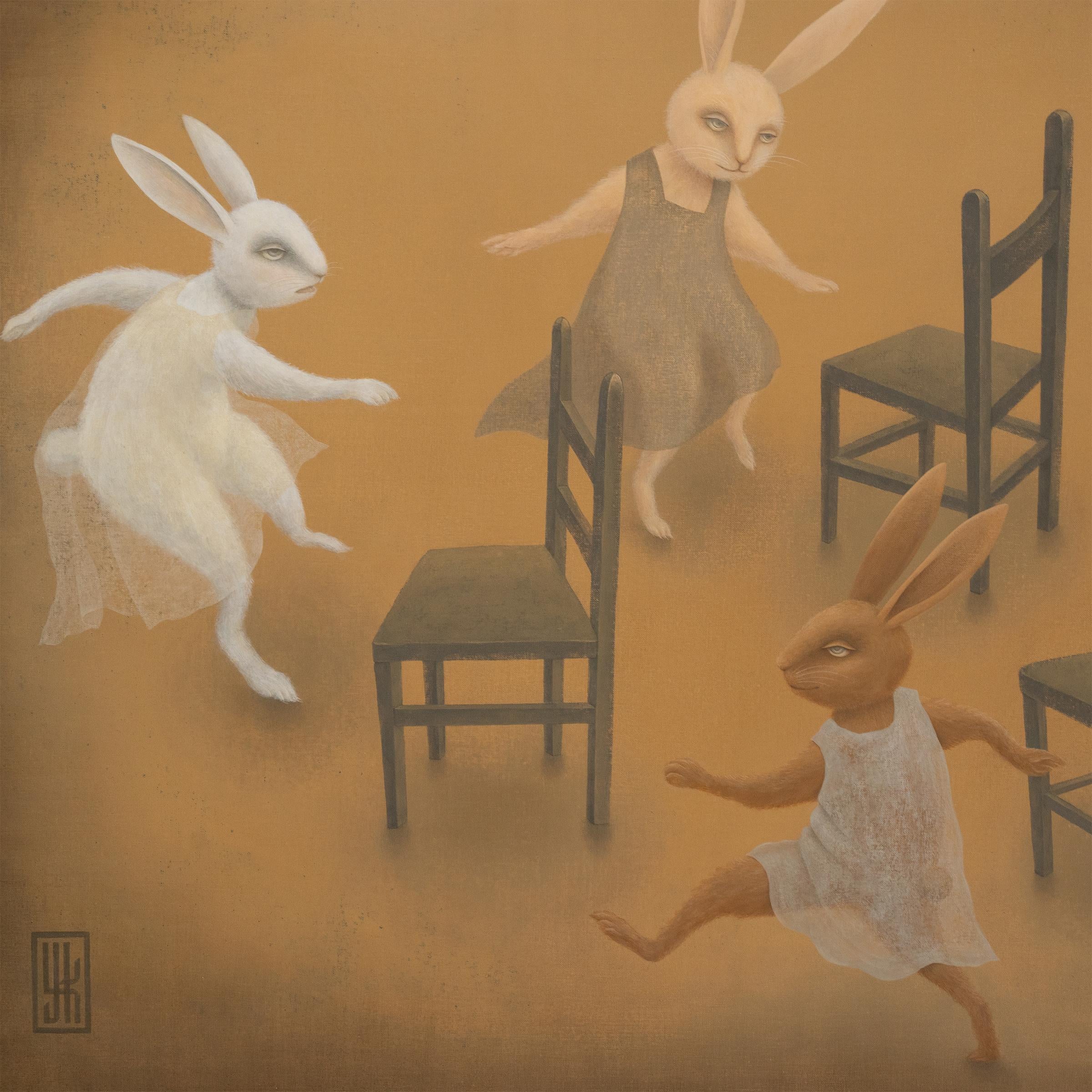 Mit dem Auge eines Illustrators für grafische Wirkung und einem schrägen Sinn für Humor benutzt die Künstlerin Yoko Tanaka nur einen Pinsel und ihre Fantasie, um skurrile Landschaften und spielerische Begegnungen zu zaubern. Ihre im Surrealen