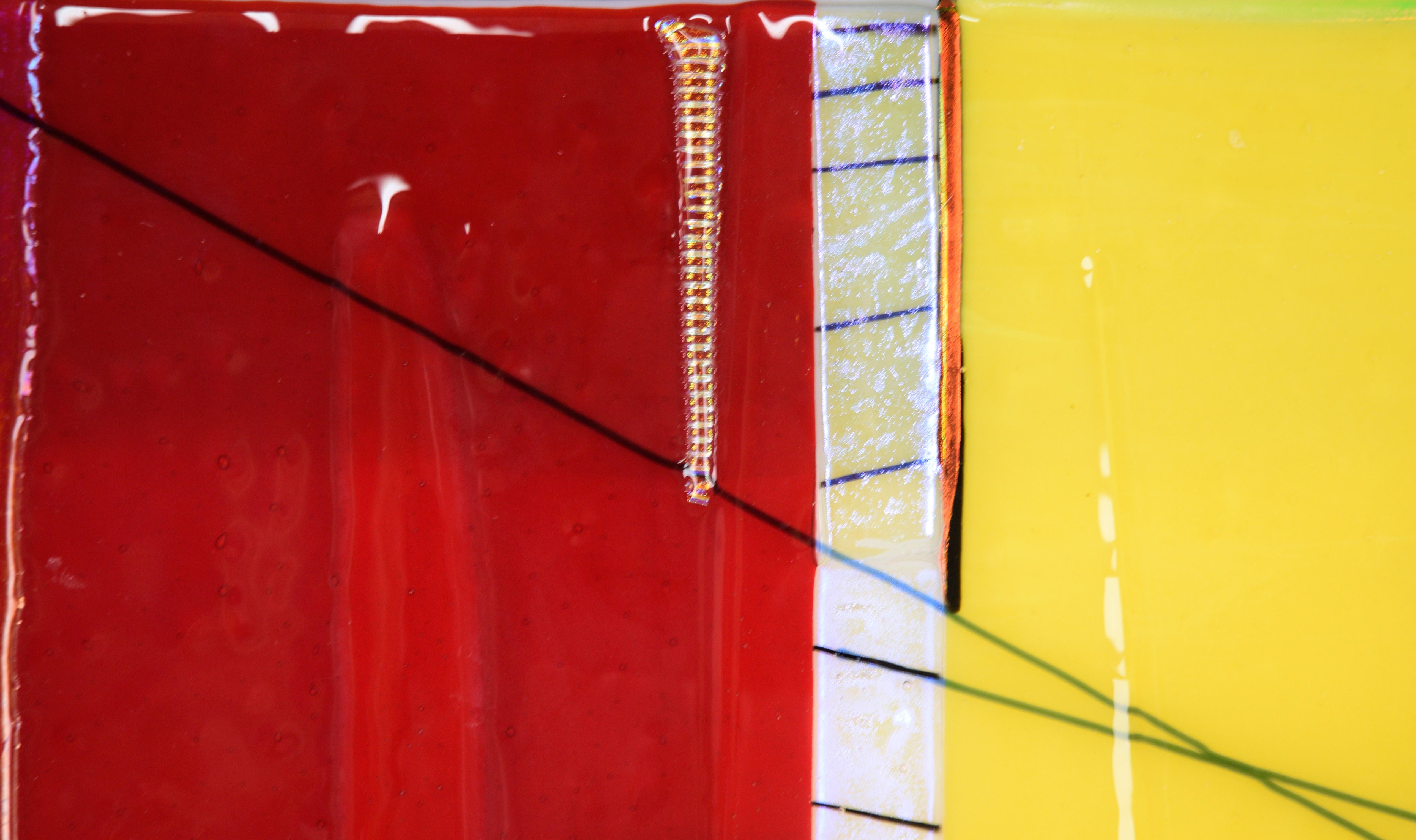 Minimalist Dichroic Glass Sculpture - Red Abstract Sculpture by Yolanda Adra