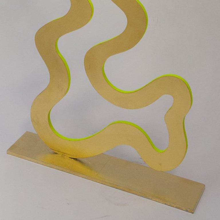 standing sculpture covered with 24K gold leaf, inspired by coral shape - Abstract Sculpture by Yolanda & H