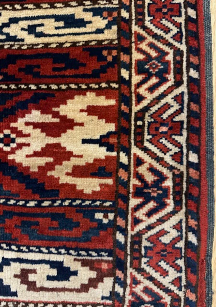 Yomud Teppich (Handgewebt) im Angebot