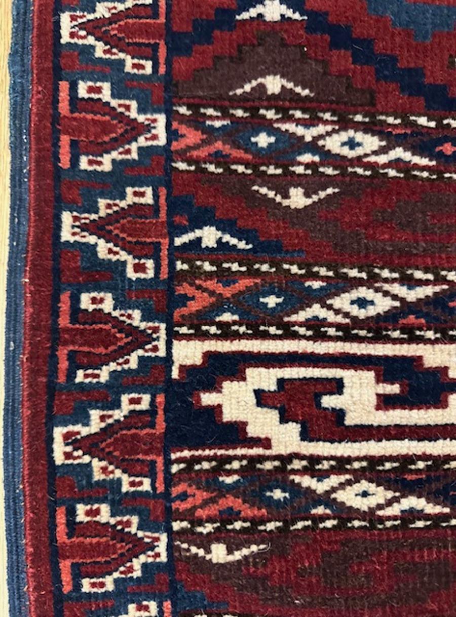 Yomud Teppich (Wolle) im Angebot