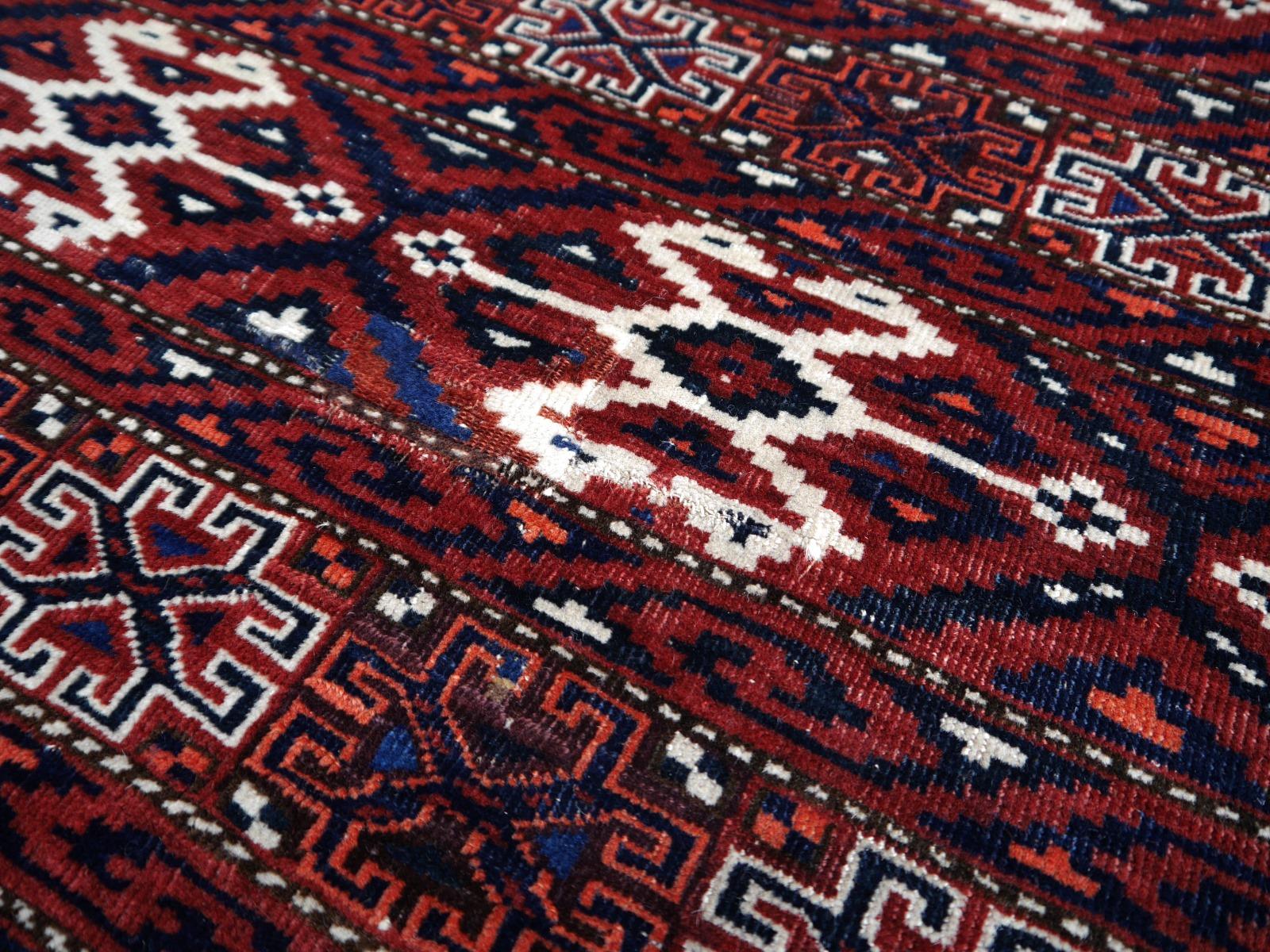 Yomud Tribeal Turkmen Turkoman Antique Rug with Ram Motive Hand Knotted Carpet For Sale 3