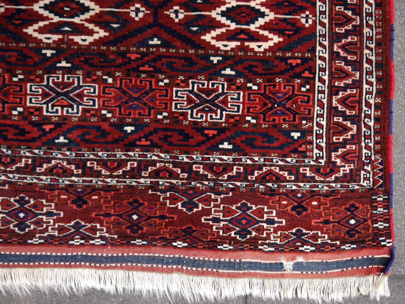 Turkestan Yomud Tribeal Turkmen Turkoman Antique Rug with Ram Motive Hand Knotted Carpet For Sale