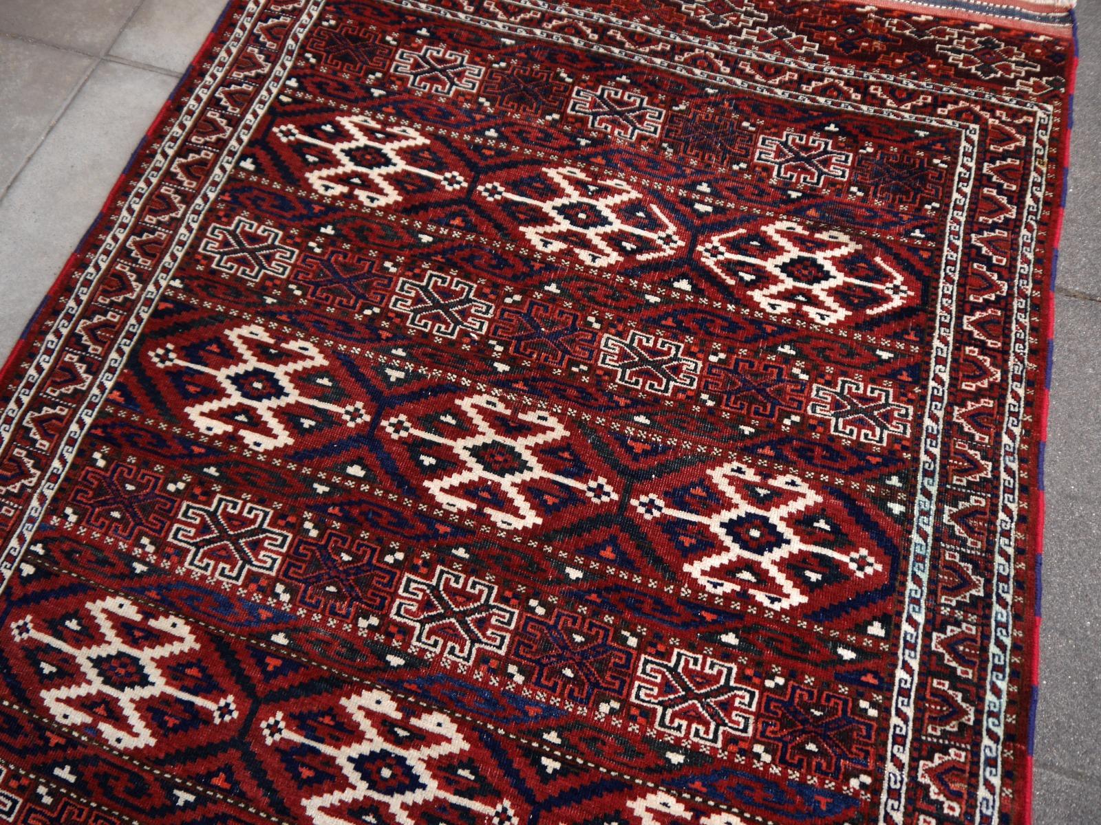 20th Century Yomud Tribeal Turkmen Turkoman Antique Rug with Ram Motive Hand Knotted Carpet For Sale