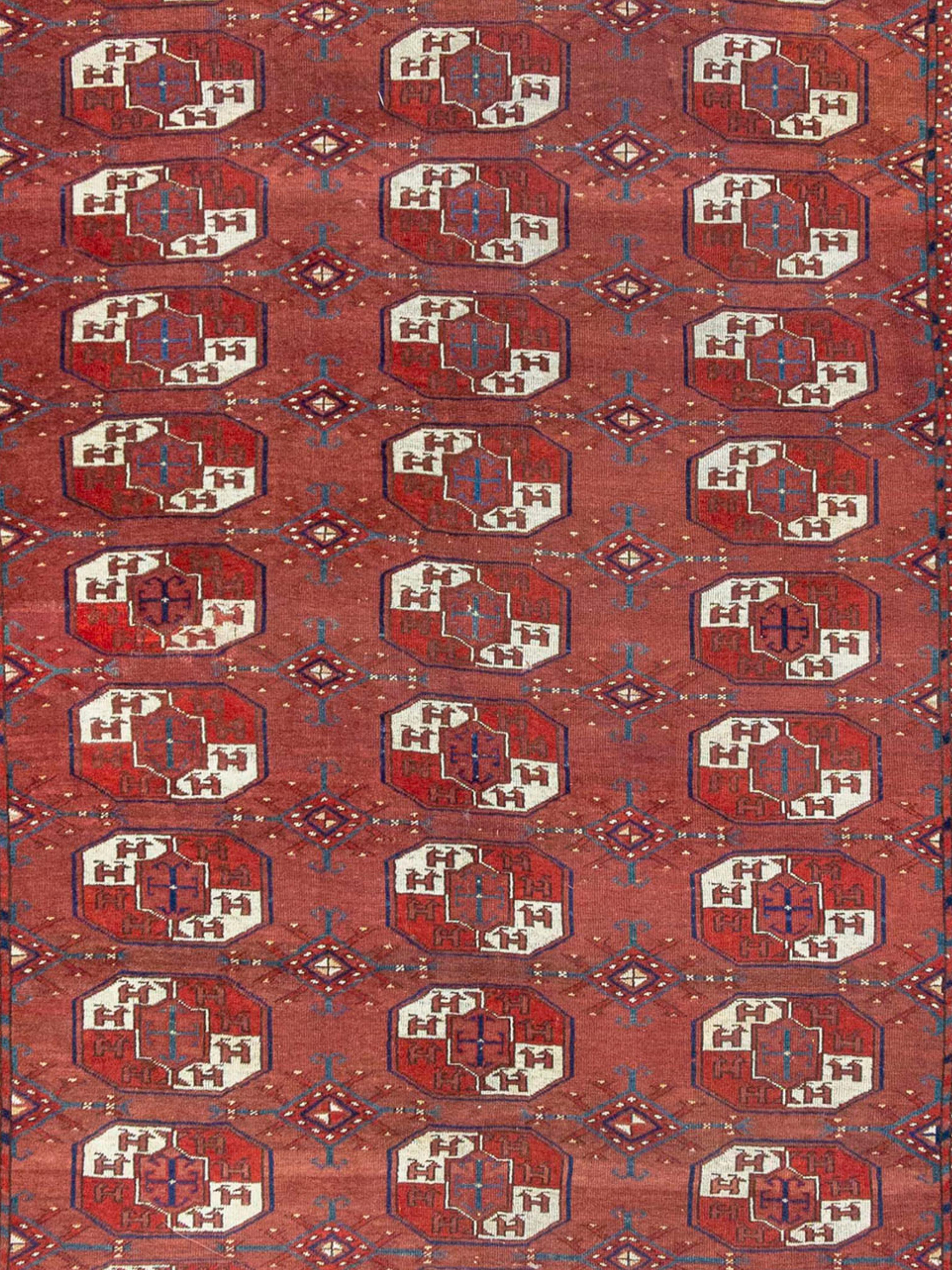 Turkmène Tapis principal de Yomut, 19ème siècle en vente