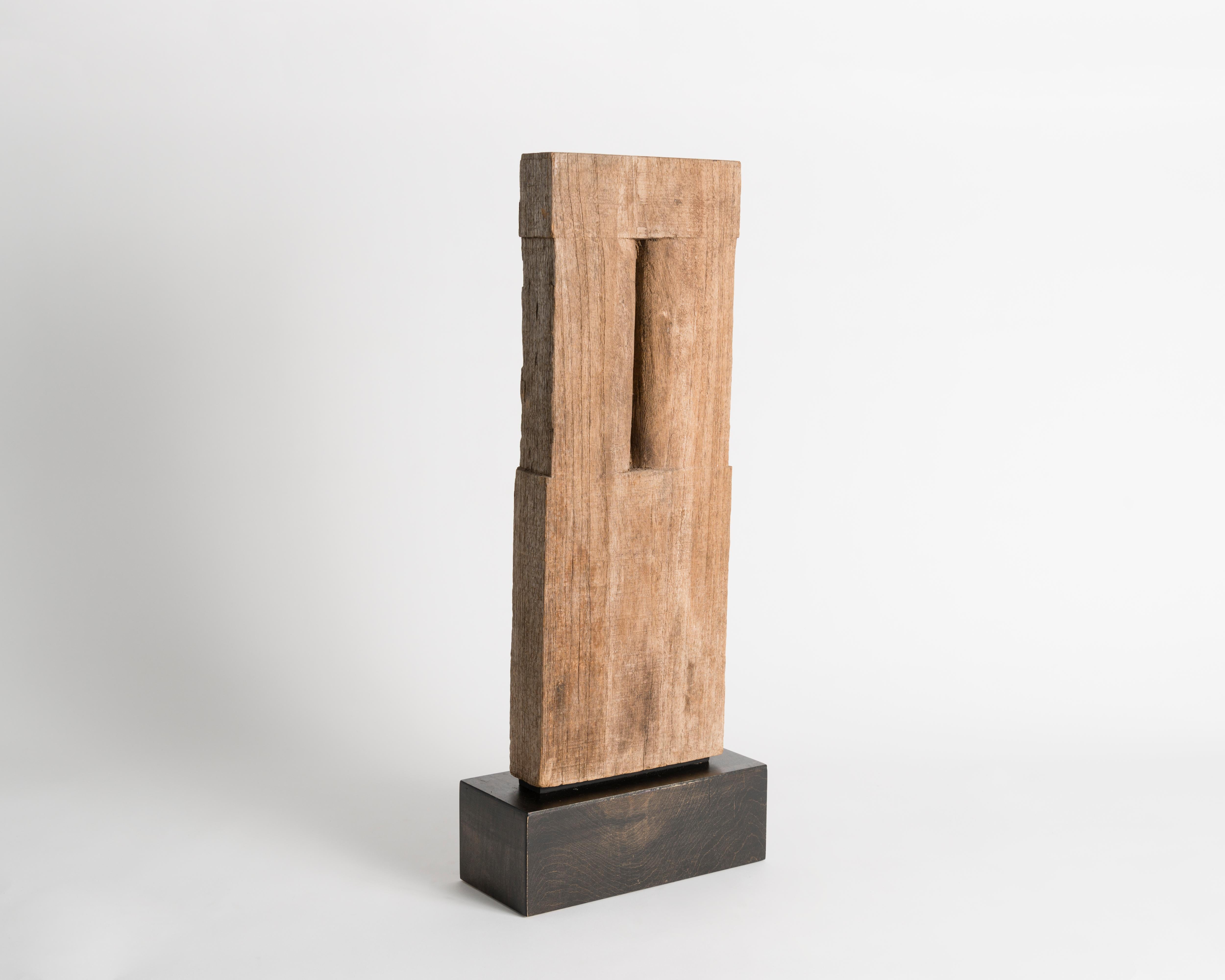 Yongjin Han, a Piece of Wood, Sculpture, United States, circa 1985 In Good Condition For Sale In New York, NY