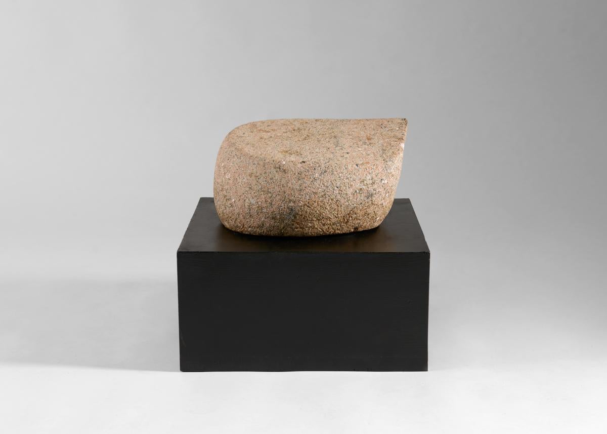 XXIe siècle et contemporain Yongjin Han, Sans titre, Sculpture en granit rose, États-Unis en vente
