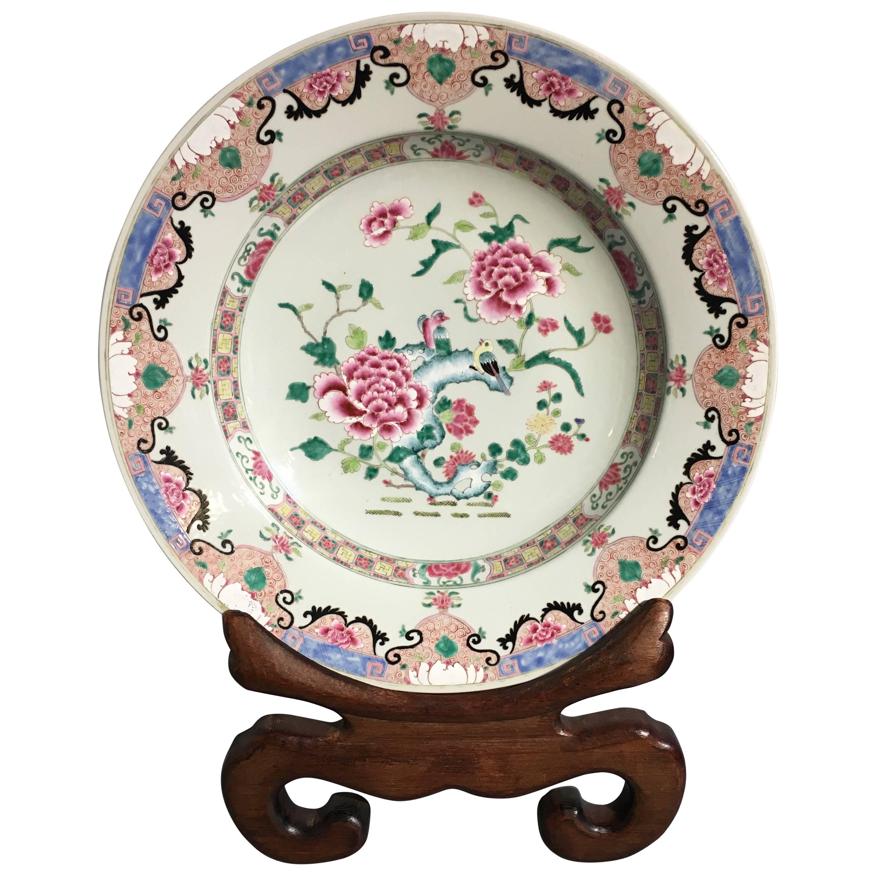 Grand chargeur Famille Rose de style d'exportation chinois de Yongzheng, 20ème siècle