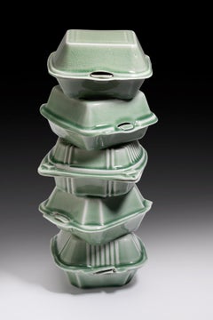 Escultura de porcelana "Cairn nº 2 (5 pilas)" Contenedores apilados de comida para llevar
