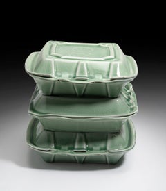 "Cairn nº 4 (3 pilas)", Escultura de porcelana colada con esmalte celadón