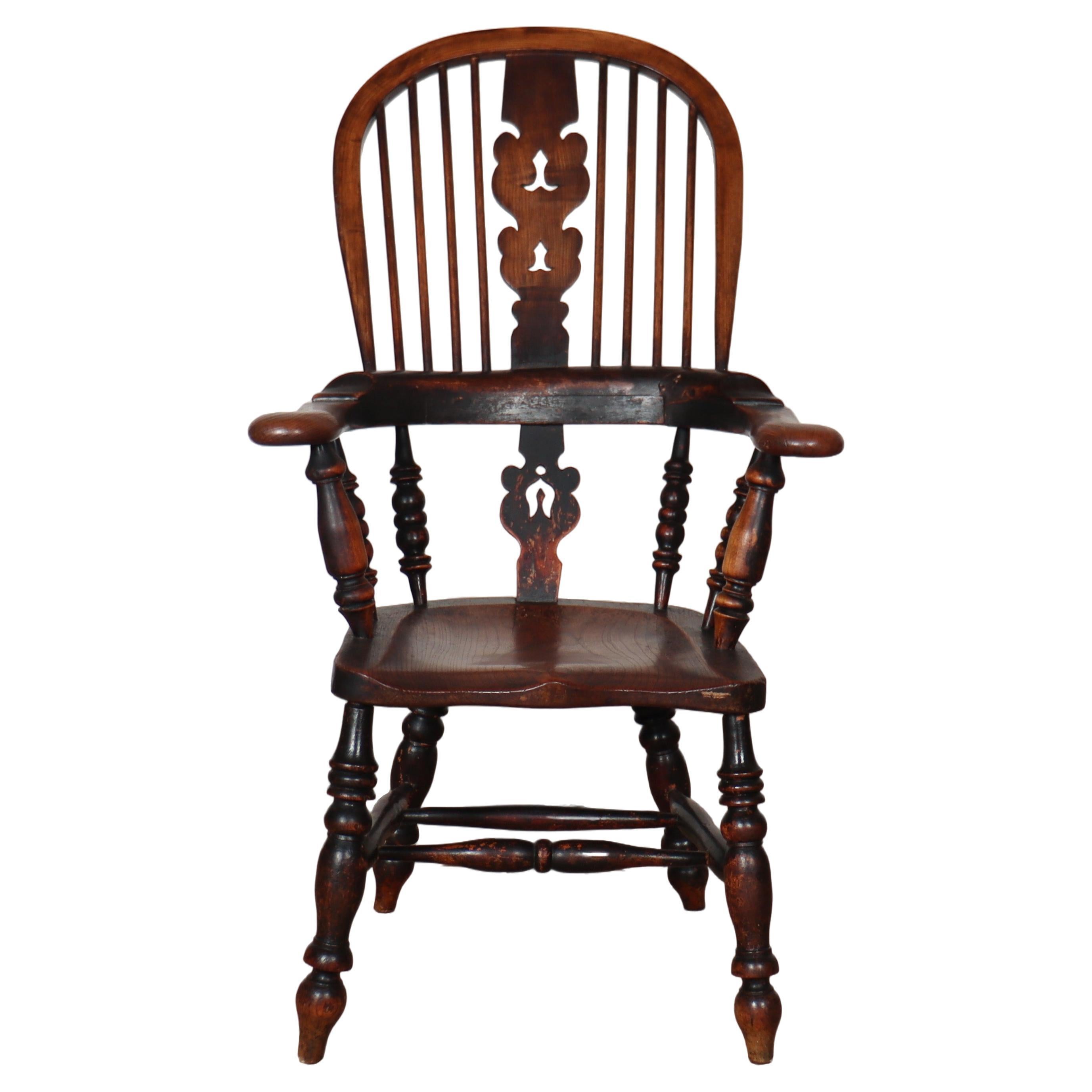 Yorkshire Broad Arm Windsor Chair For Sale