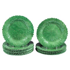 Yorkshire Pottery Green-Ground Set of 14 Plates, Brameld, circa 1820