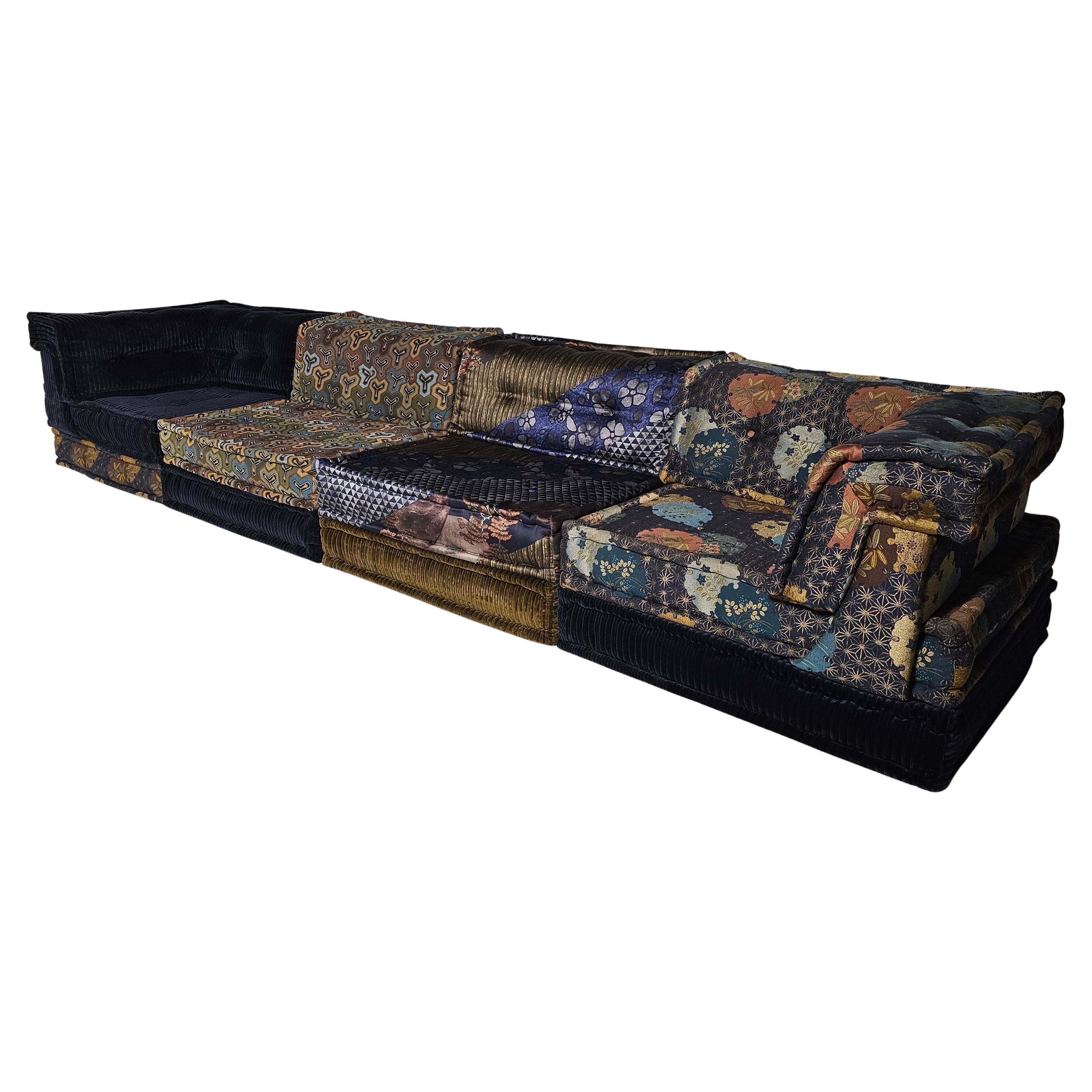 "Yoru" Mah Jong 12-piece sectional sofa in Kenzo Takada fabric, Roche Bobois in vendita