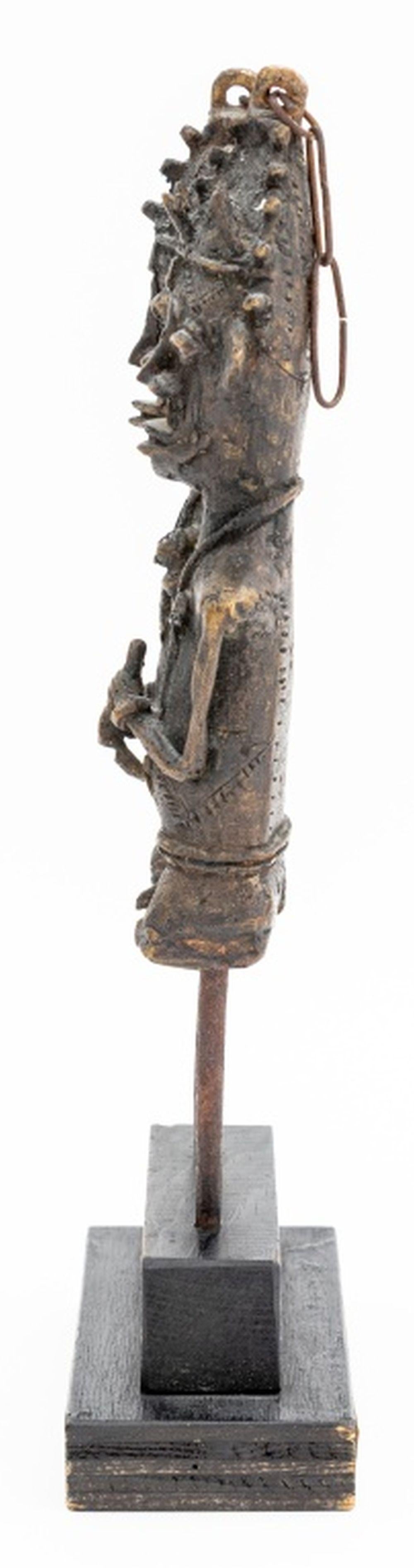 Bastones Yoruba Edan Ogboni Figurados de Latón, 2 Pares Tribal en venta