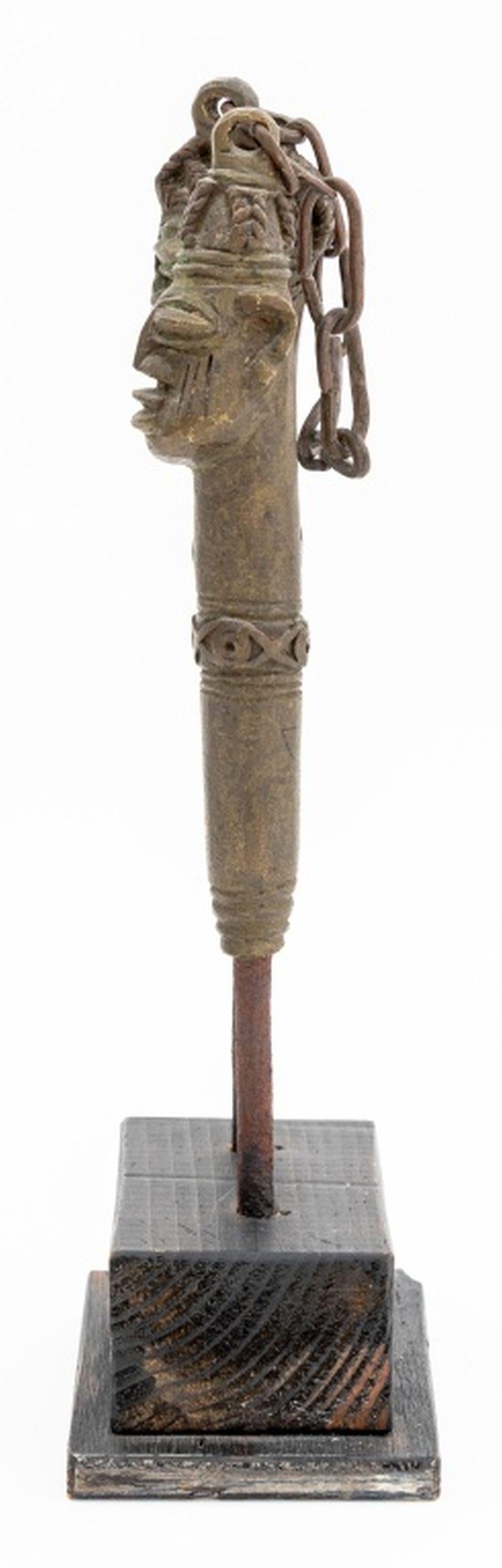 Bastones Yoruba Edan Ogboni Figurados de Latón, 2 Pares en venta 1