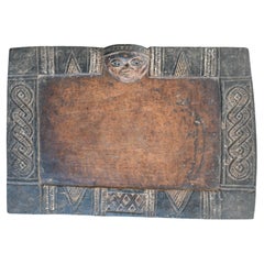 Yoruba, Nigeria, geschnitztes Holz „OPON IFA“ divination board aus Holz