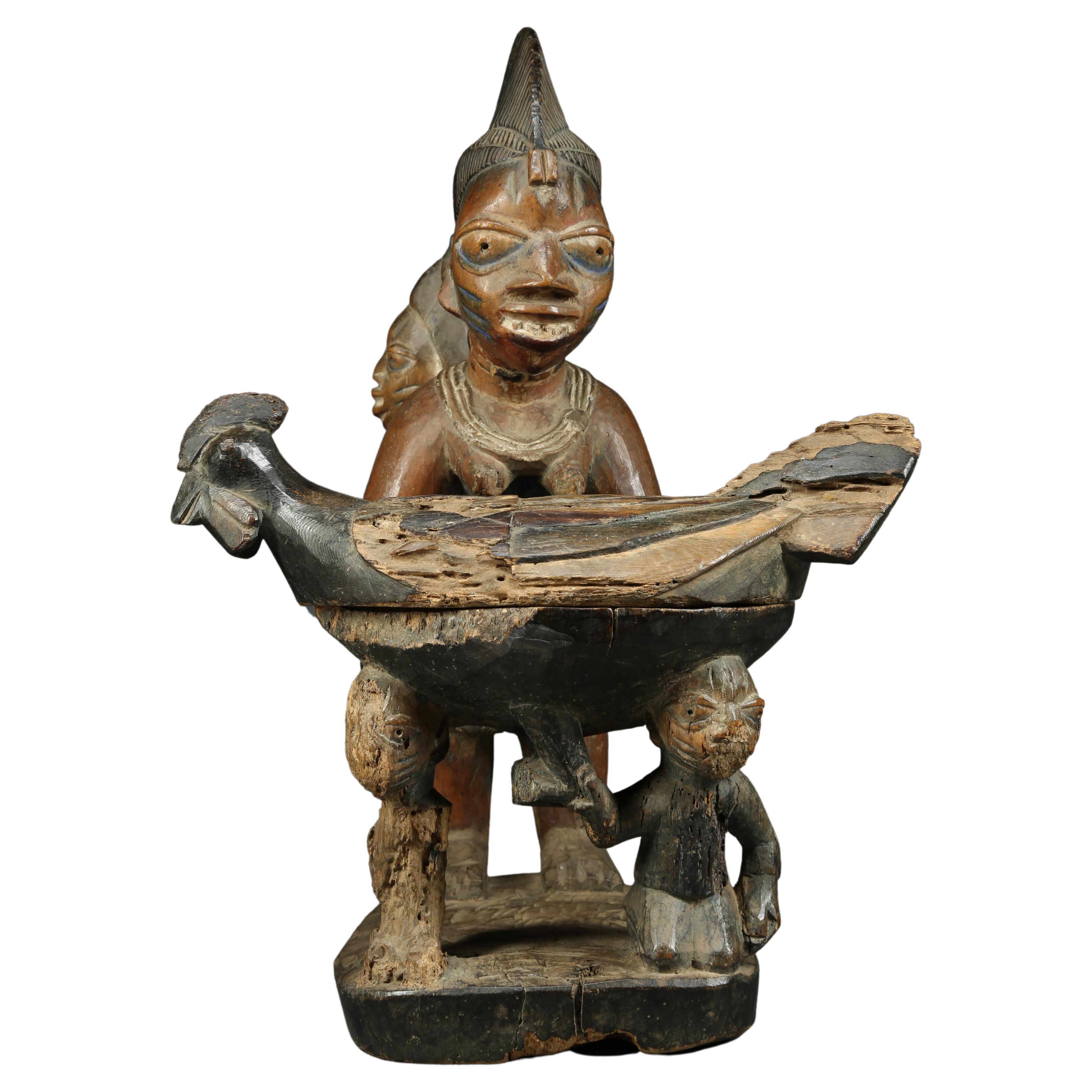 Yoruba Tribal Maternity Offering Bowl Figure Chicken, Nigeria Africa weathered For Sale