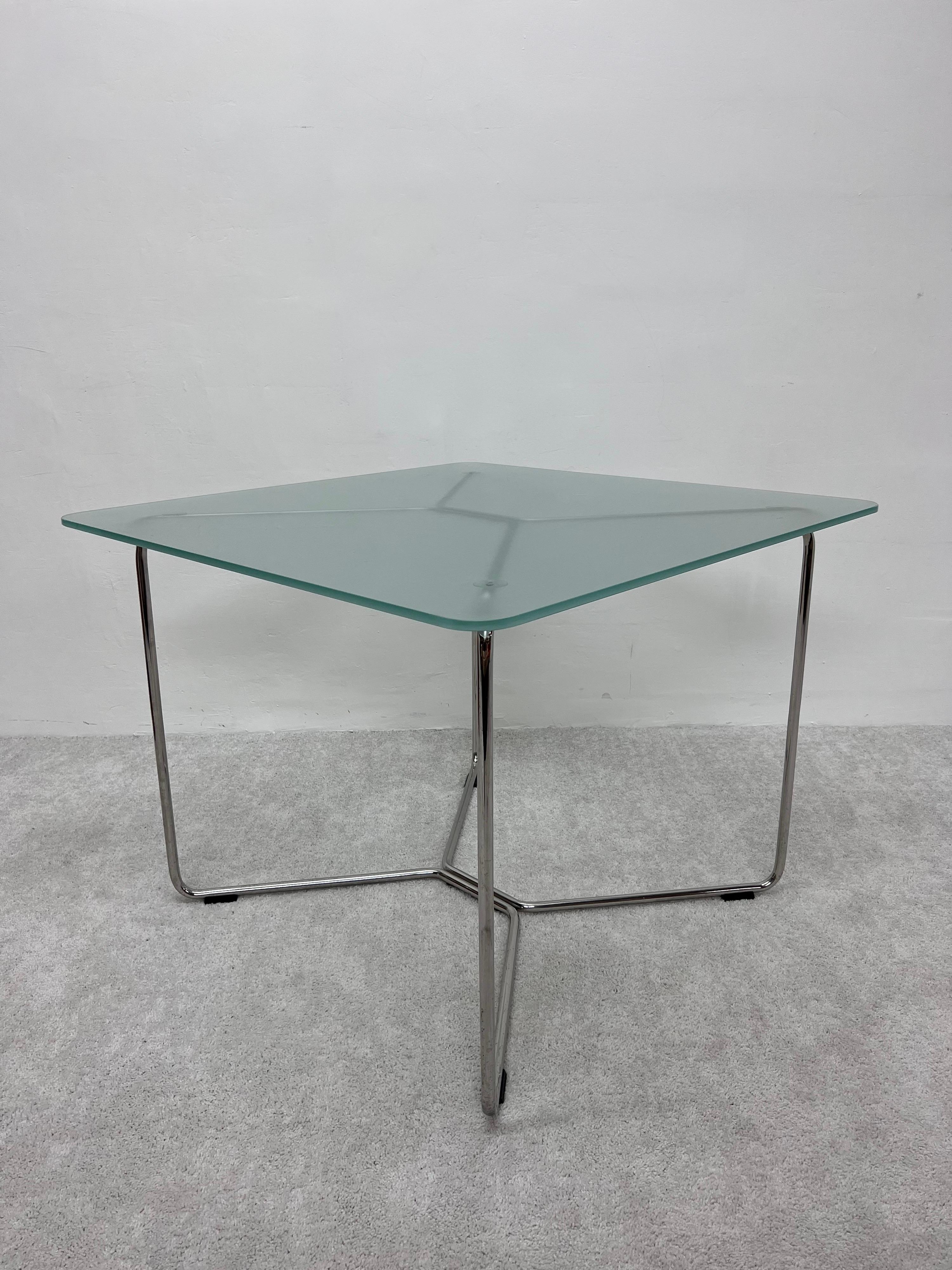Modern Yos & Leonardo Theosabrata Tubular Chrome and Glass Dining Table for Accupunto