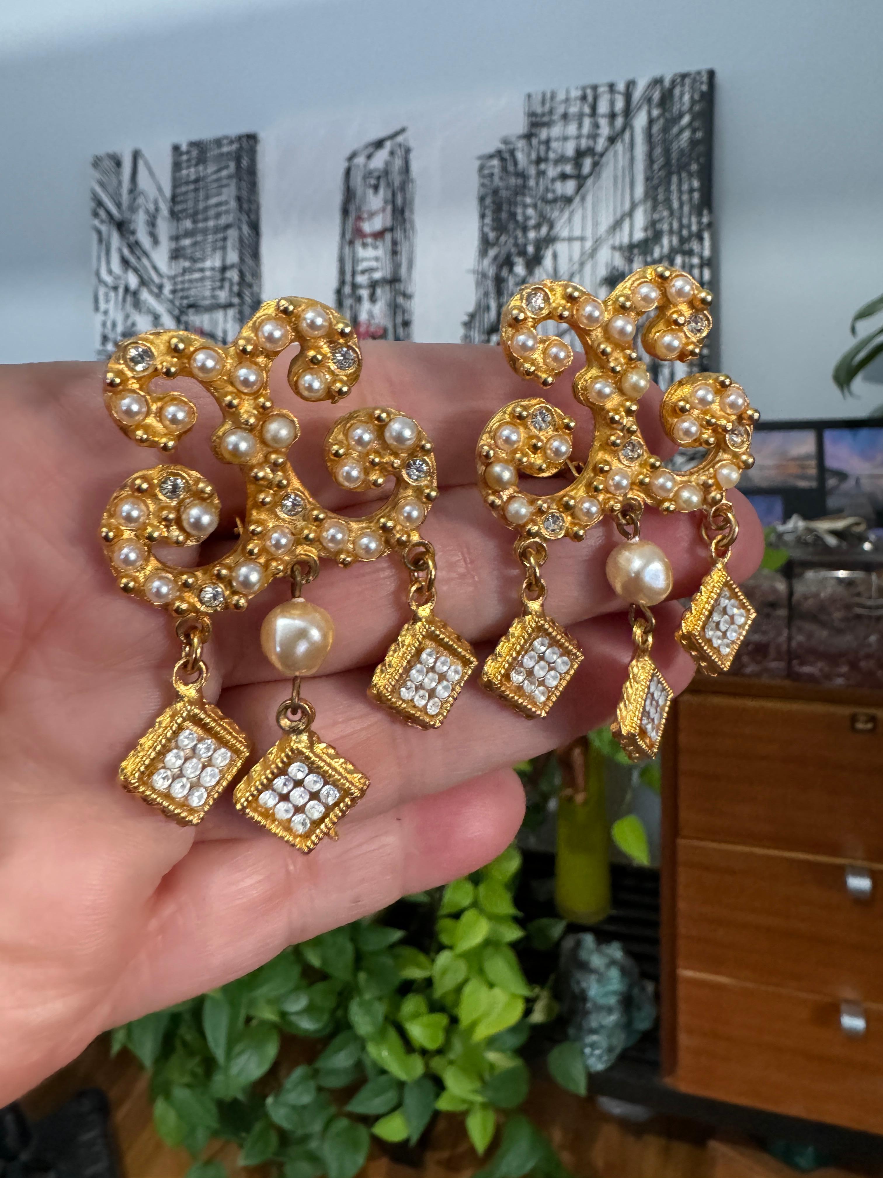 YOSCA Perle Strass Gold Ohrhänger Nie getragen 1990er Jahre im Angebot 4