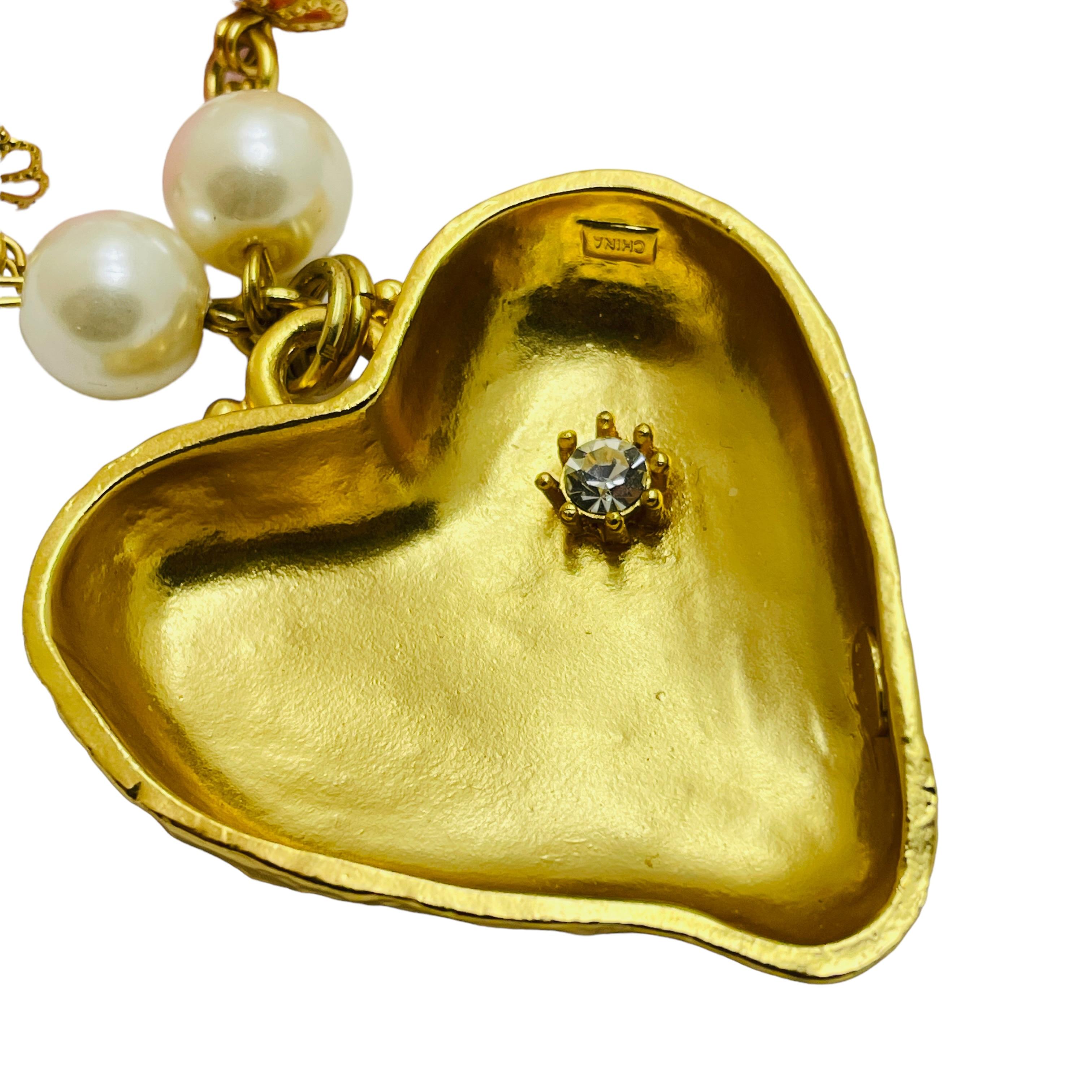 Collier de défilé YOSCA signé en or en forme de cœur de péndan Bon état - En vente à Palos Hills, IL