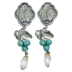 Orecchini a clip vintage firmati YOSCA in argento con uva turchese, designer degli anni '80