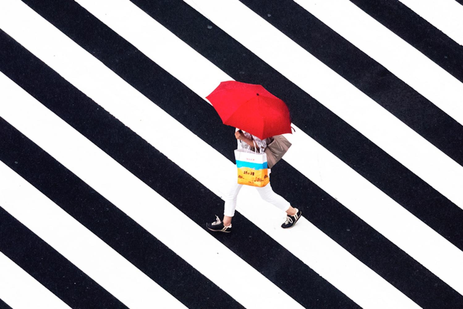 rain 026 – Yoshinori Mizutani, Colour, Photography, Structure, Street, People For Sale 2