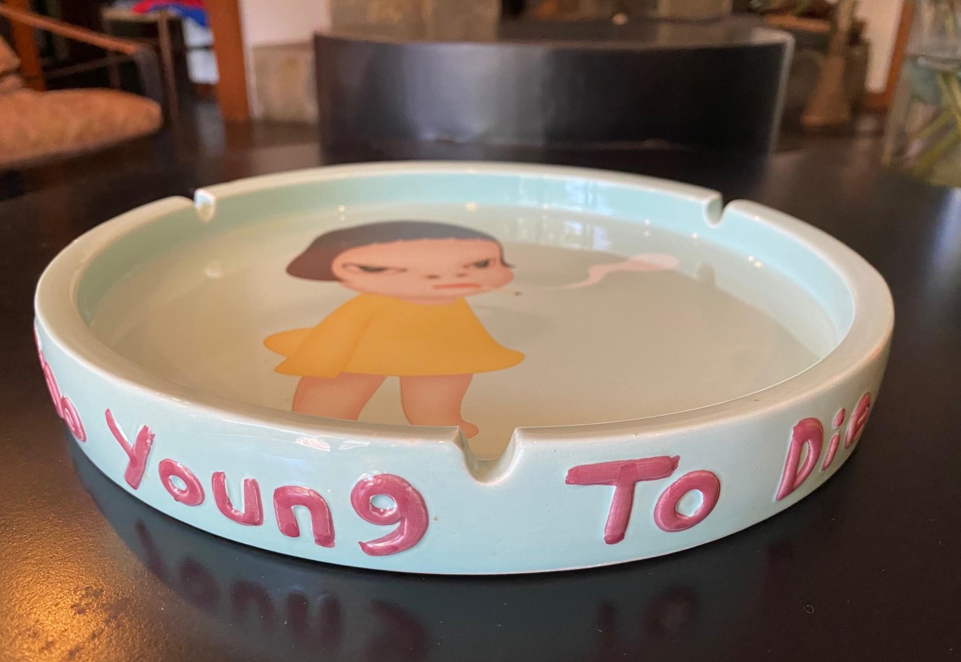 Modern Yoshitomo Nara, Too Young to Die, Japanese Glazed Porcelain Ceramic Ashtray 2002 For Sale