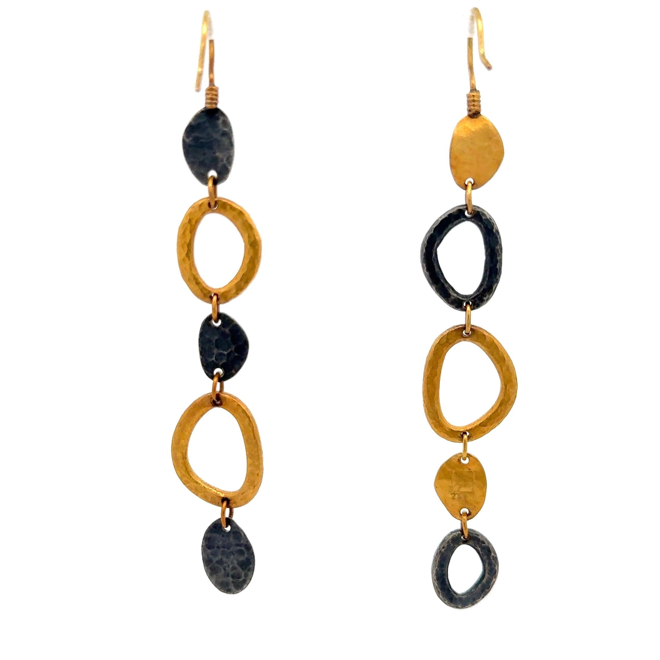 Yossi Harari Yellow Gold and Sterling Silver Dangle Earrings In Good Condition For Sale In Dallas, TX