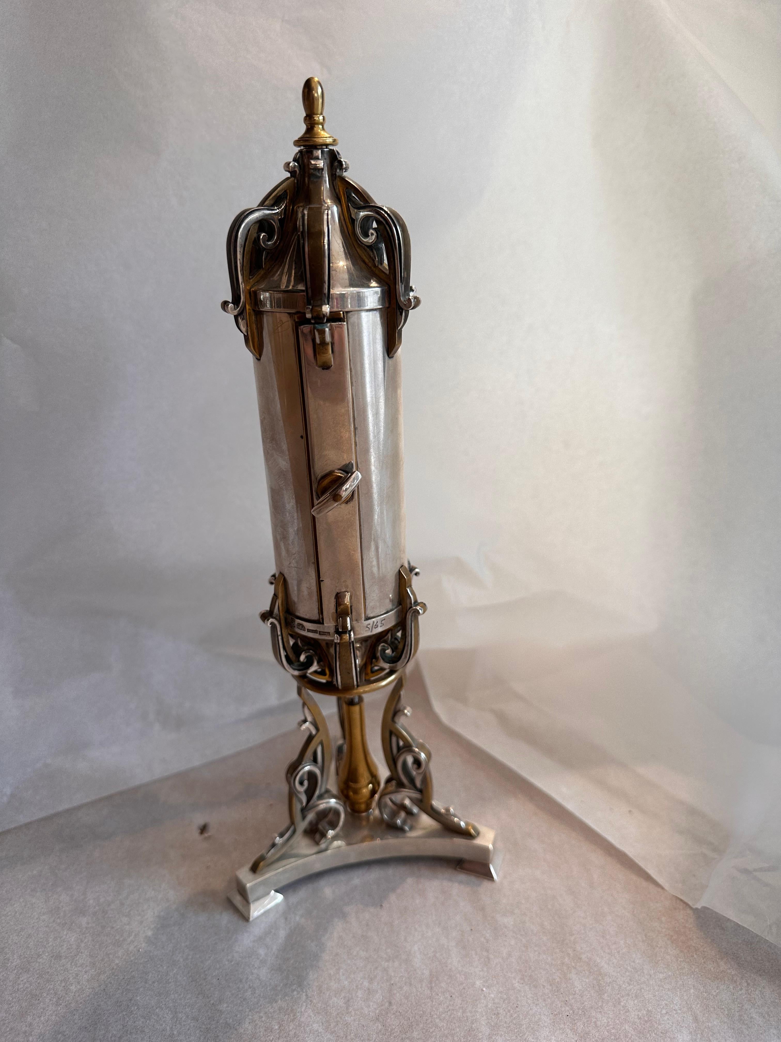 Belle Esther Megillah spectaculaire Judaica en or doré et argent sterling  pièce en vente 4