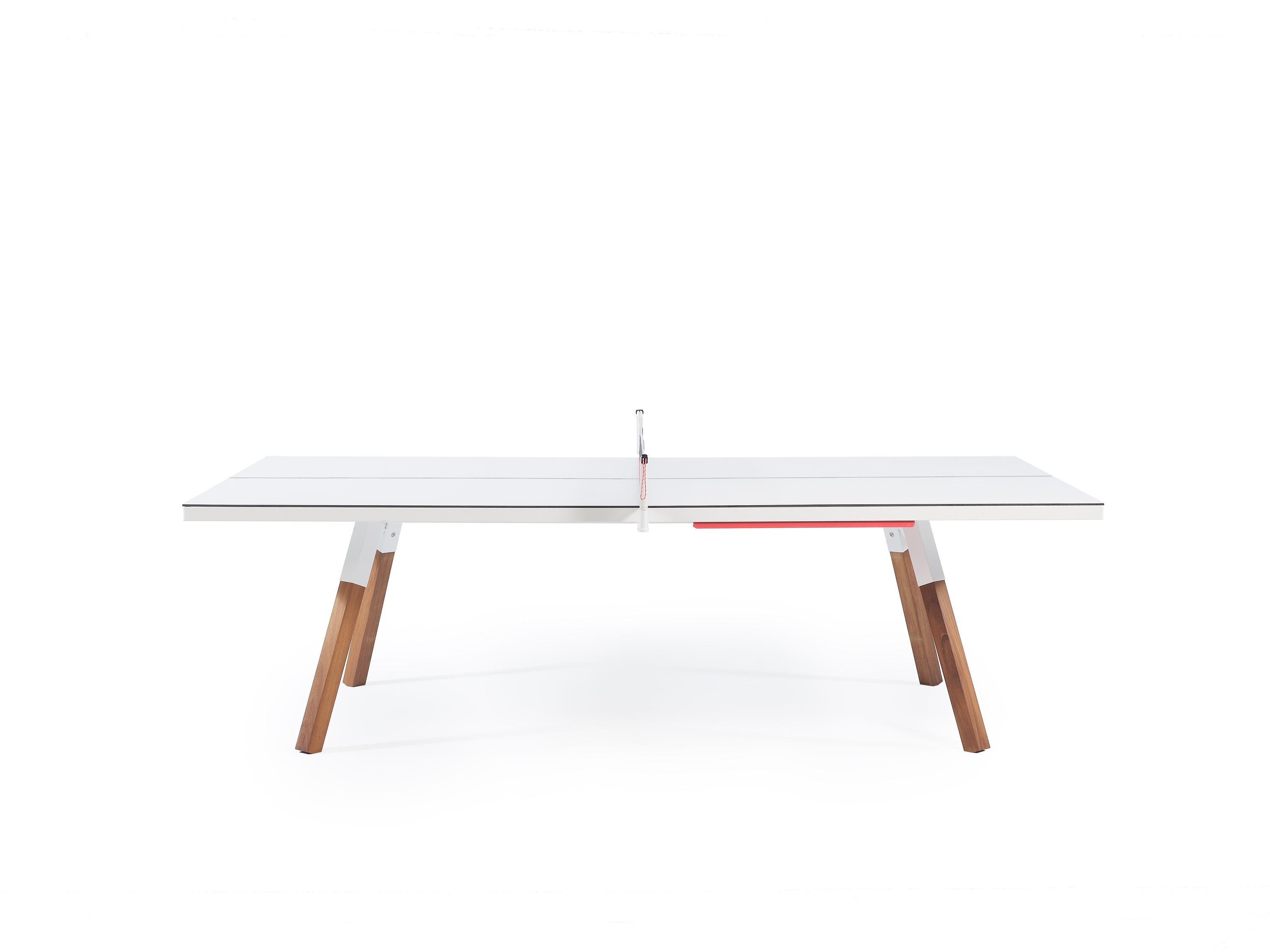 Modern You and Me HPL Top Standard Ping-Pong Table in White by RS Barcelona For Sale