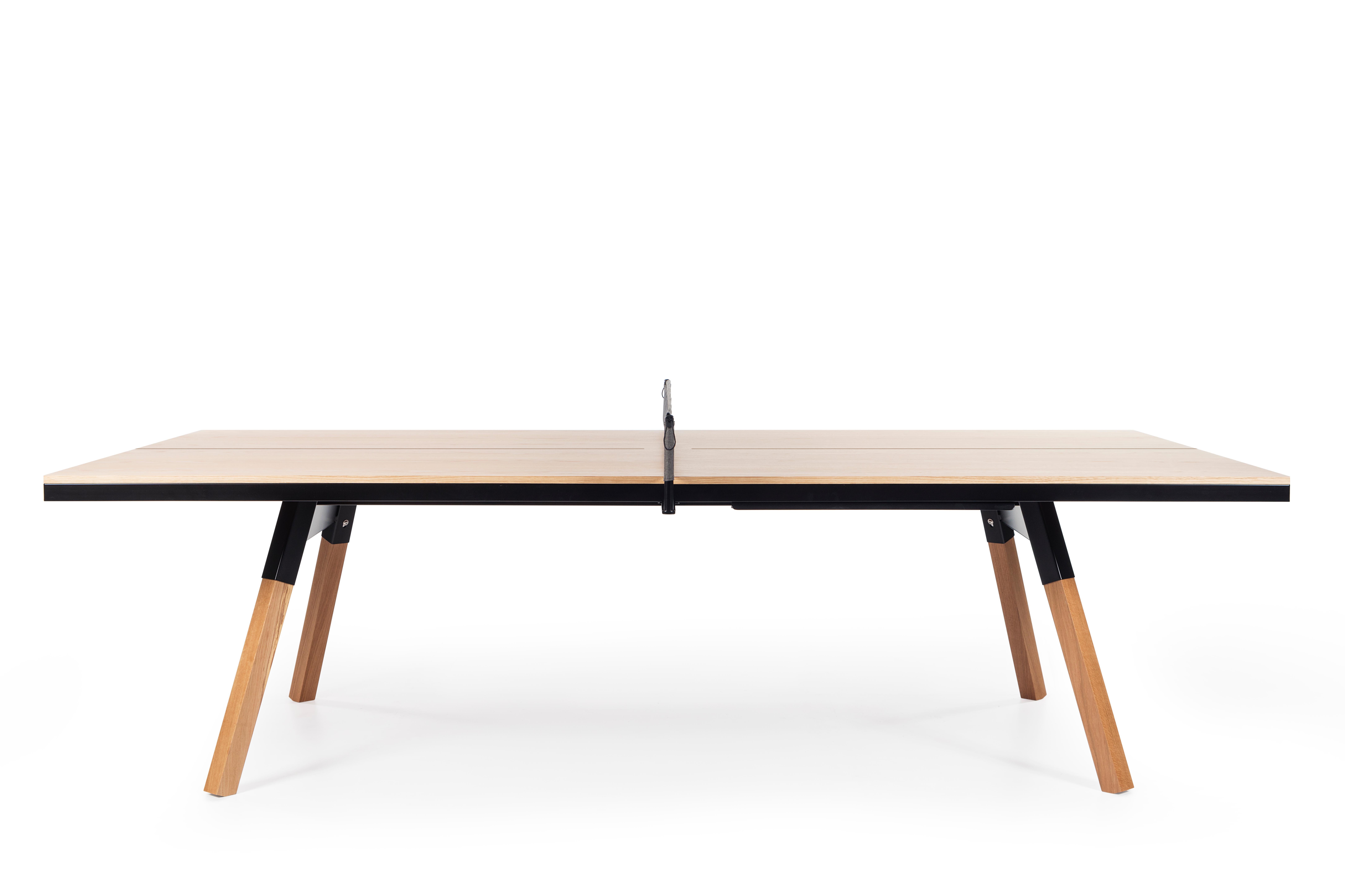 Mesa de ping-pong de interior You and Me de RS Barcelona en madera de roble y negro en venta 3
