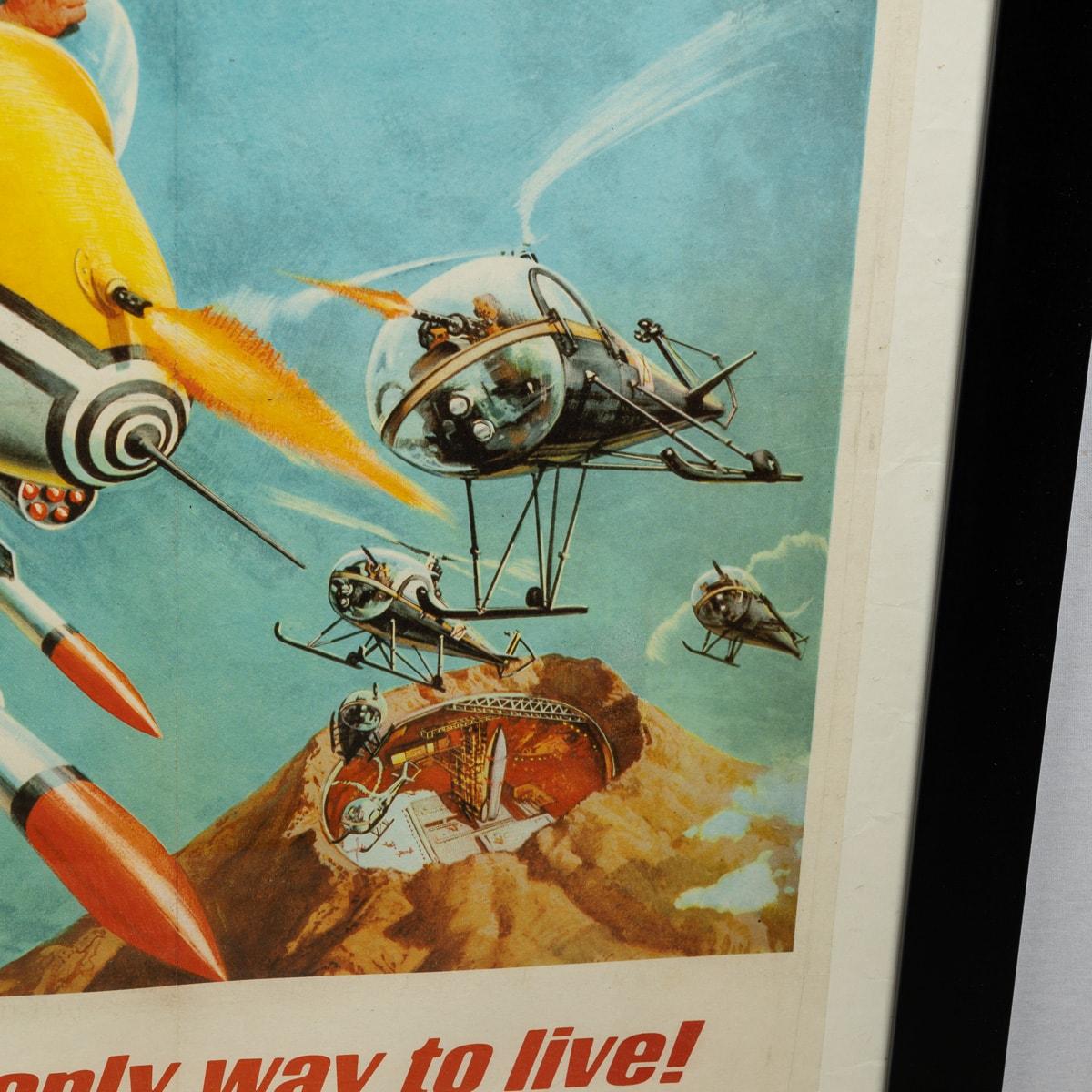„You Only Live Twice“ (1967) Poster, Britisch, Stil B (Little Nelly) im Angebot 9