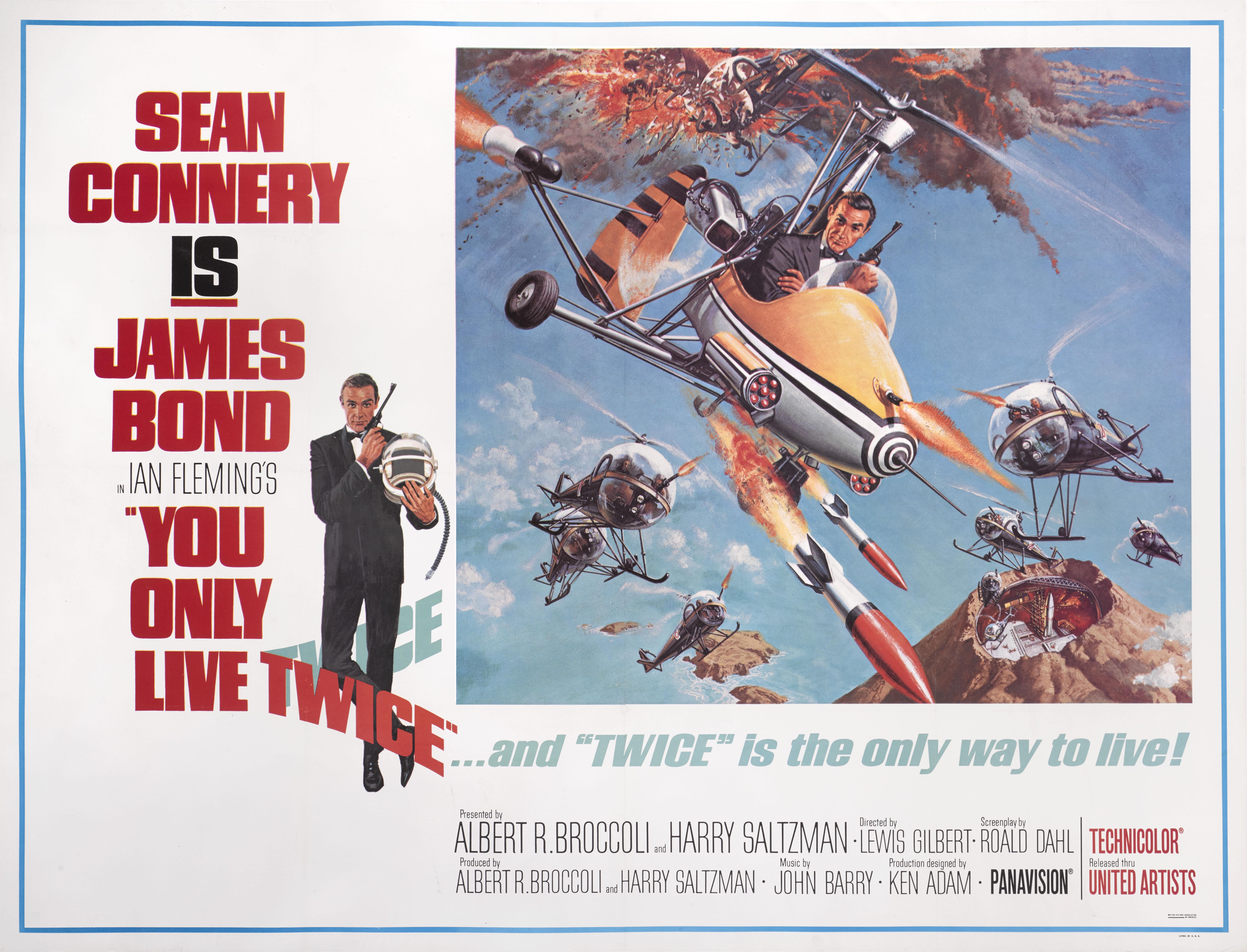 Original US-Filmplakat für den fünften James-Bond-Film.
Dies ist eines von drei verschiedenen Plakaten, die zur Werbung für den Film produziert wurden.
Die Werbeabteilung für die Veröffentlichung des Films hat sich bei ihrer Kampagne richtig ins