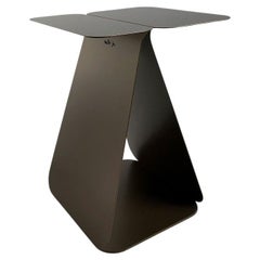 Mesa auxiliar rectangular YOUMY de bronce by Mademoiselle Jo