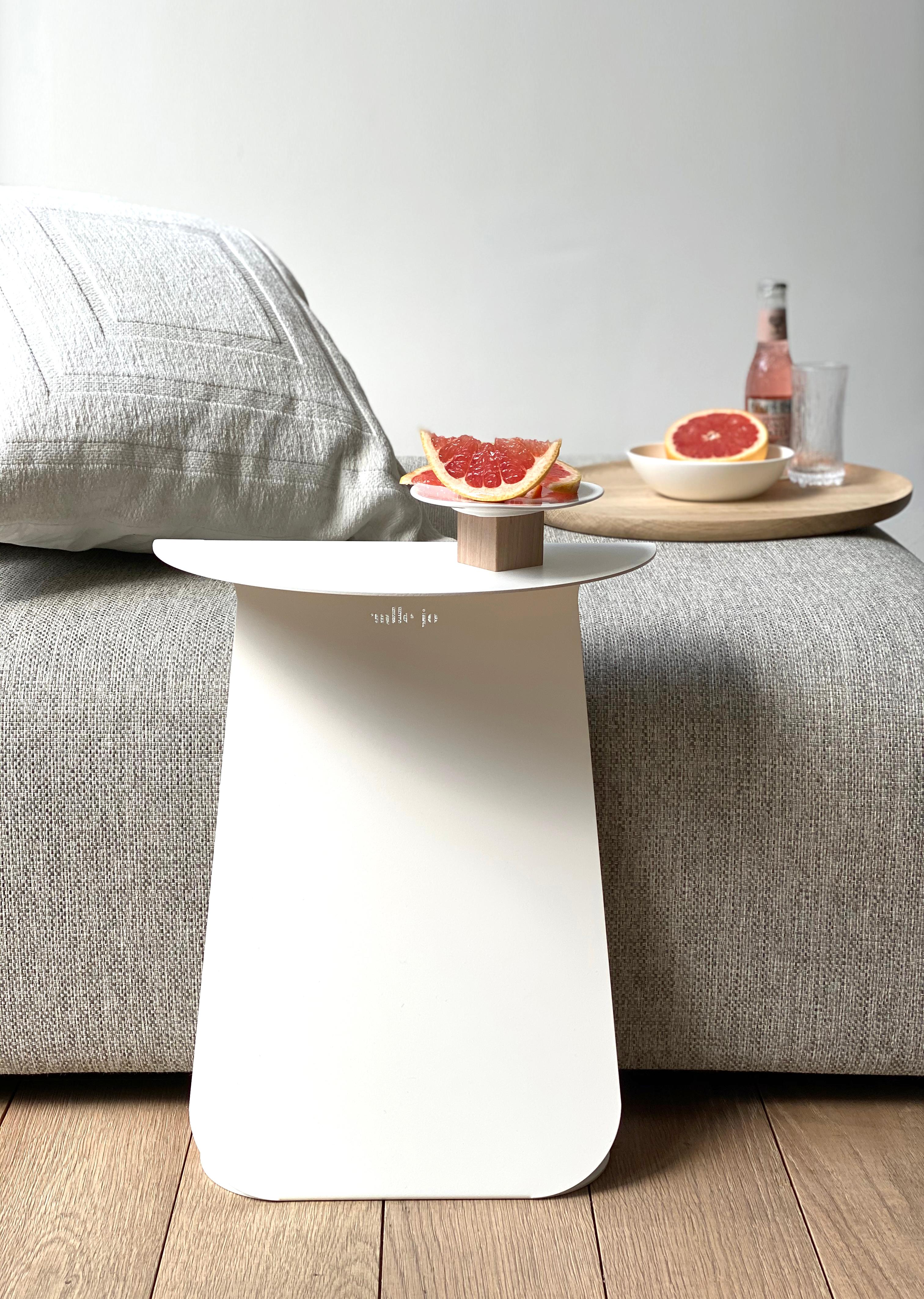 Contemporary YOUMY Round White Side Table by Mademoiselle Jo For Sale