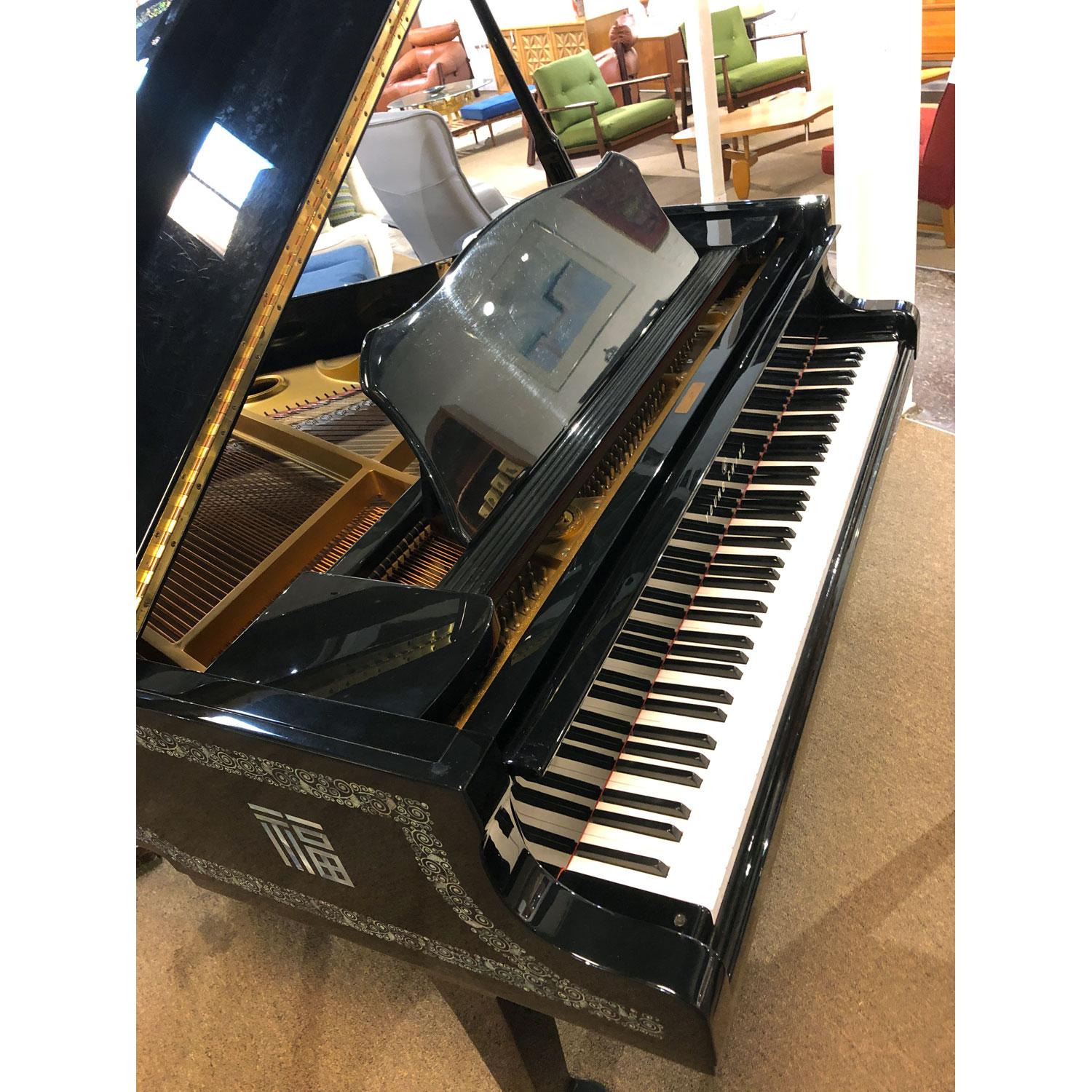 Young Chang Baby Grand Piano with Decorative Peacock Mother of Pearl Inlay In Good Condition In Chattanooga, TN