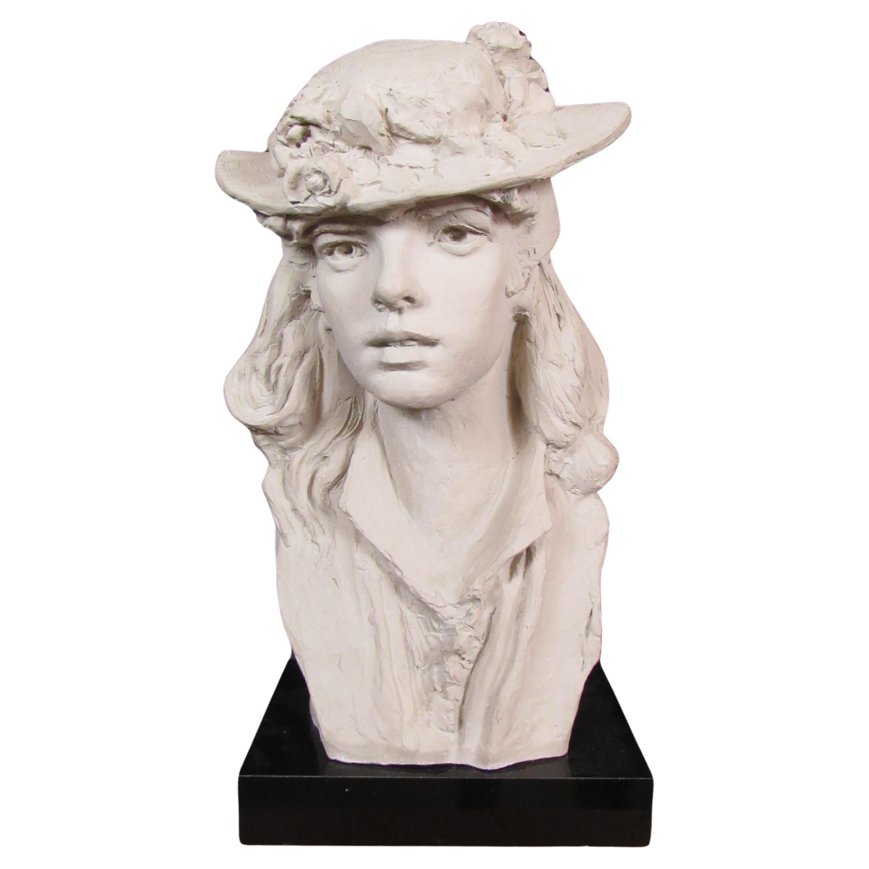 „ Junges Mädchen mit Rosen auf ihrem Hut“ von Austin Productions nach A. Rodin (1979) im Angebot