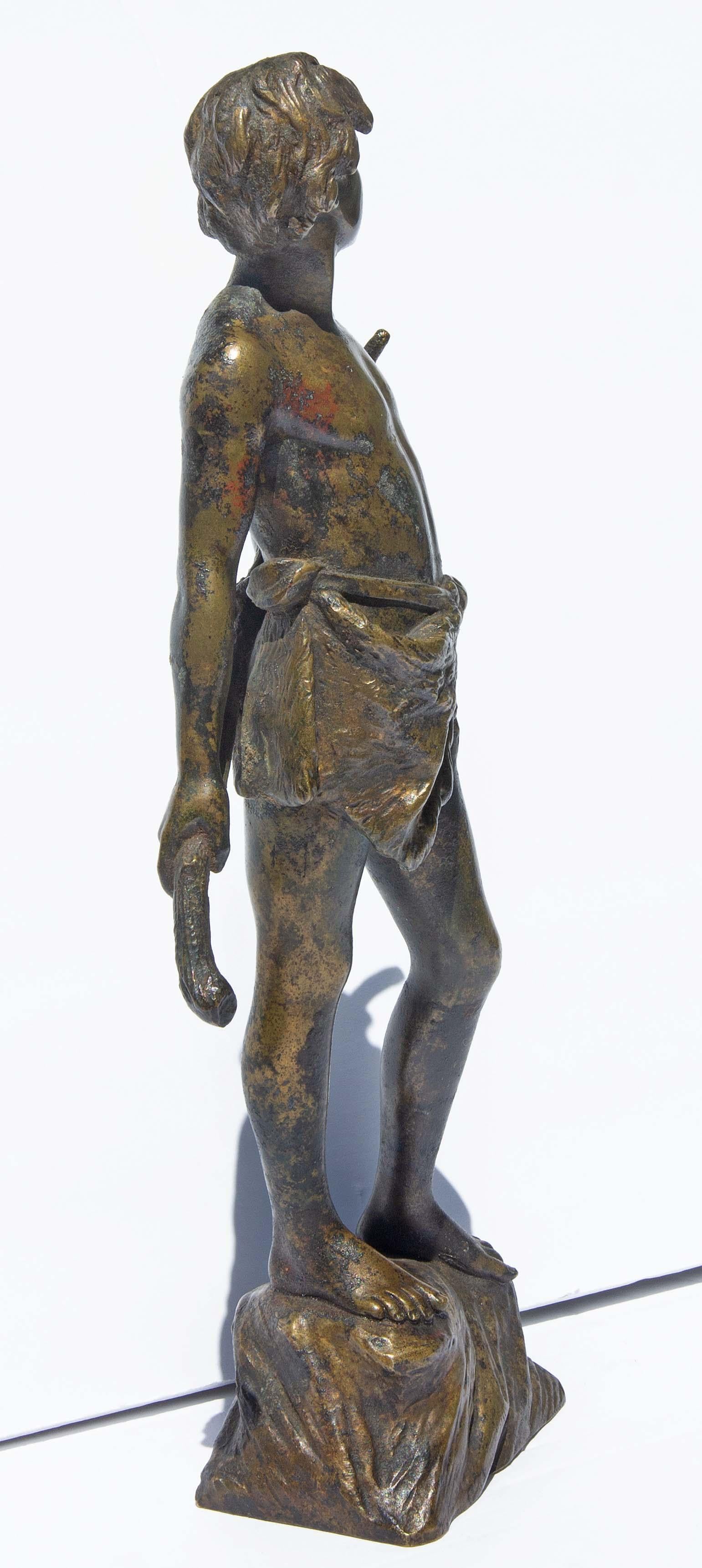 Tedesco Giovane capraio in bronzo di Oscar Gladenbeck, circa 1900 in vendita