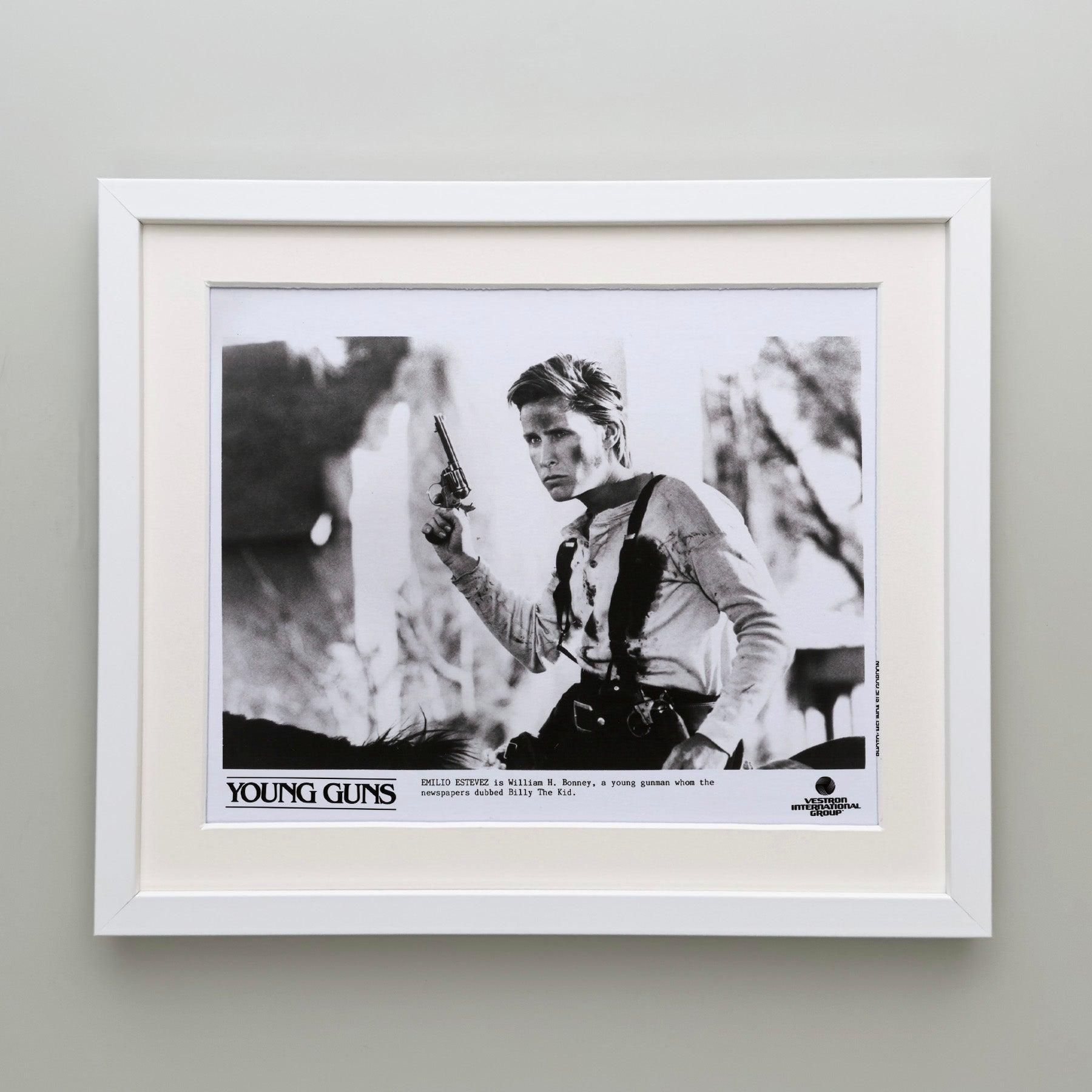 Young Guns 1988 Publicity Film Movie Press Still Framed Excellent état - En vente à Bath, Somerset