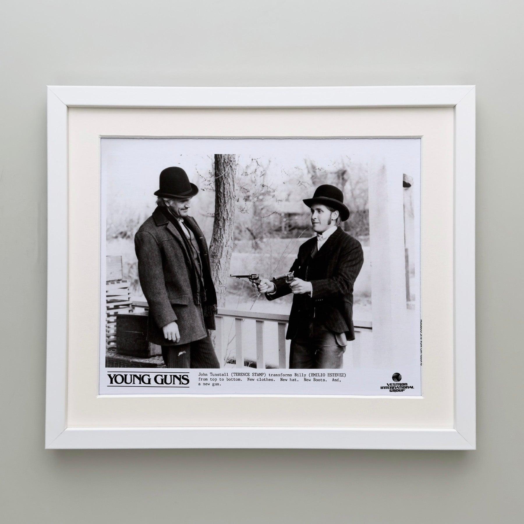 Young Guns 1988 Werbung Film Film Presse Standbild Gerahmt im Zustand „Hervorragend“ im Angebot in Bath, Somerset