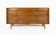 Young Manufacturing Mid Century Buffet Sideboard Credenza