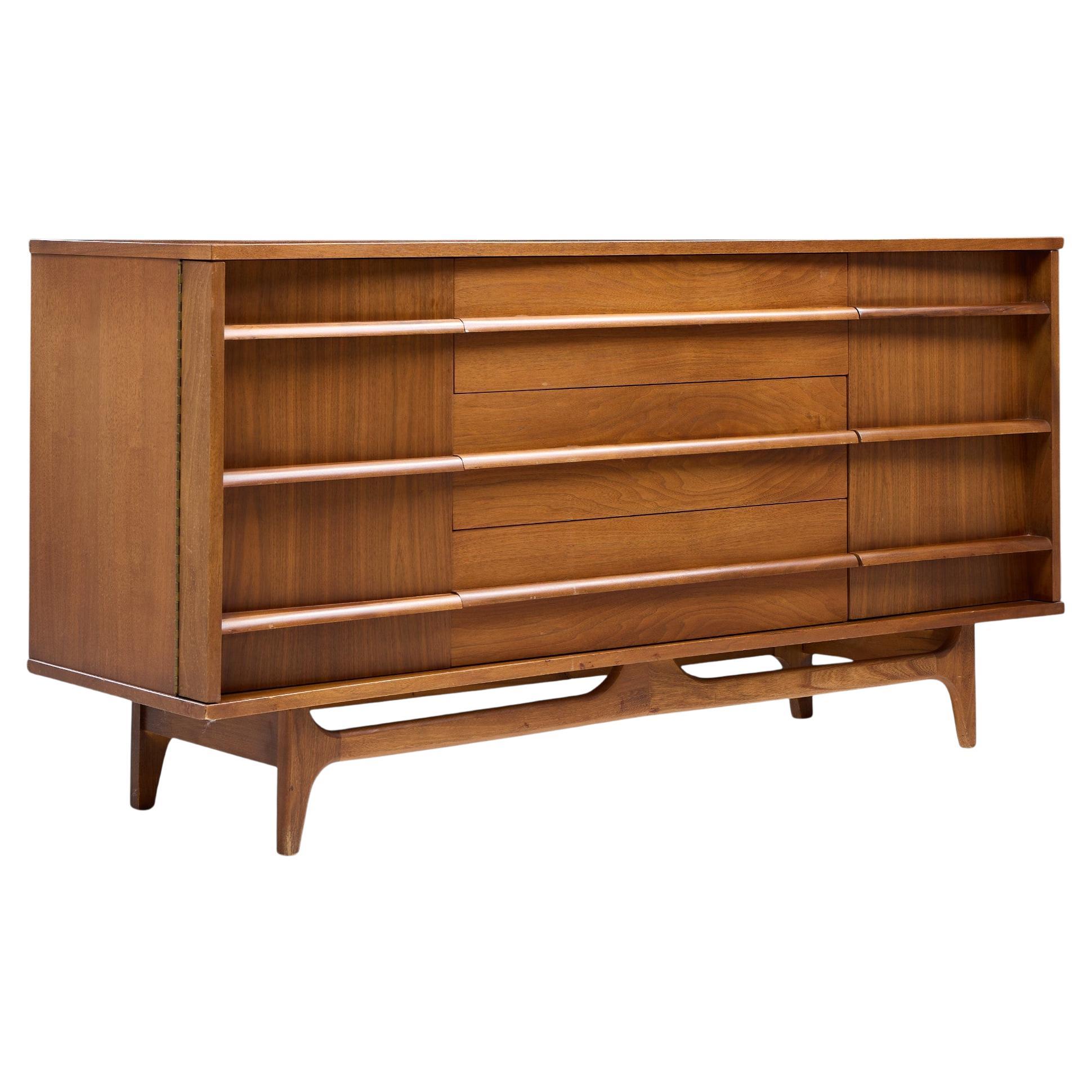 Credenza de mediados de siglo Young Manufacturing