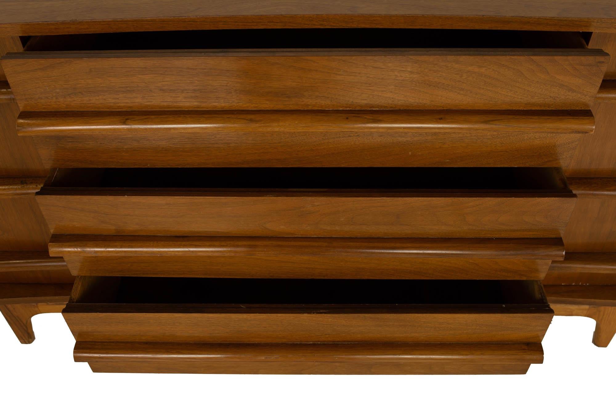 Young Manufacturing Mid Century Curved Front Walnut Sideboard Credenza 3