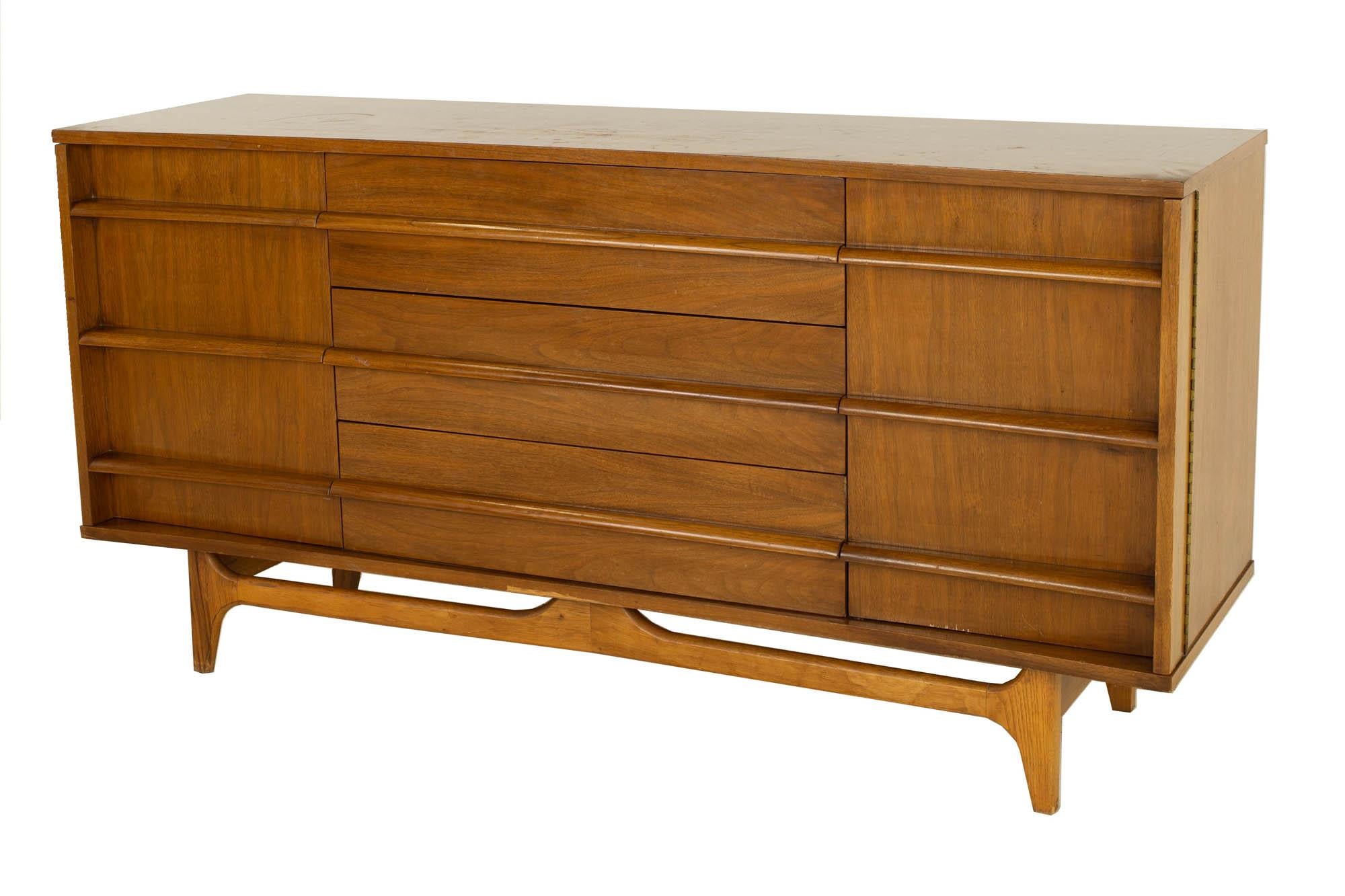 Mid-Century Modern Young Manufacturing Mid Century Curved Front Walnut Sideboard Credenza