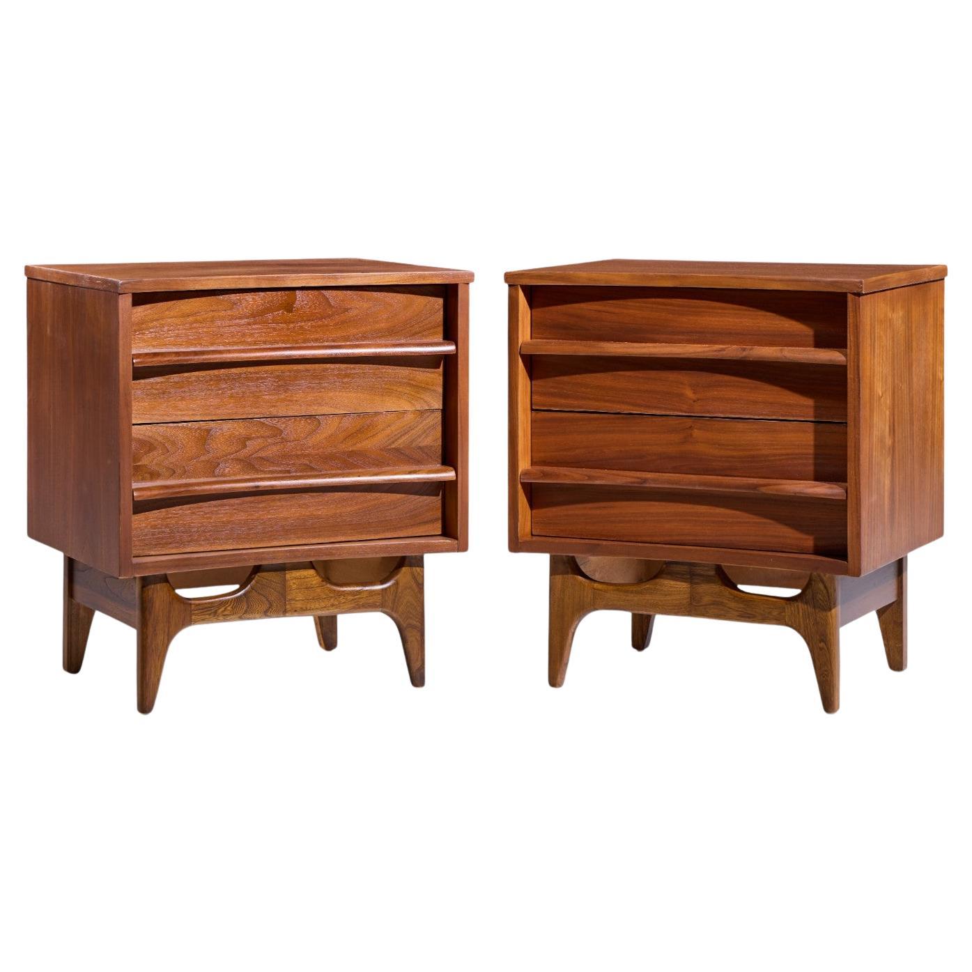 Young Manufacturing Mid Century Curved Walnut Nightstands - Pair For Sale