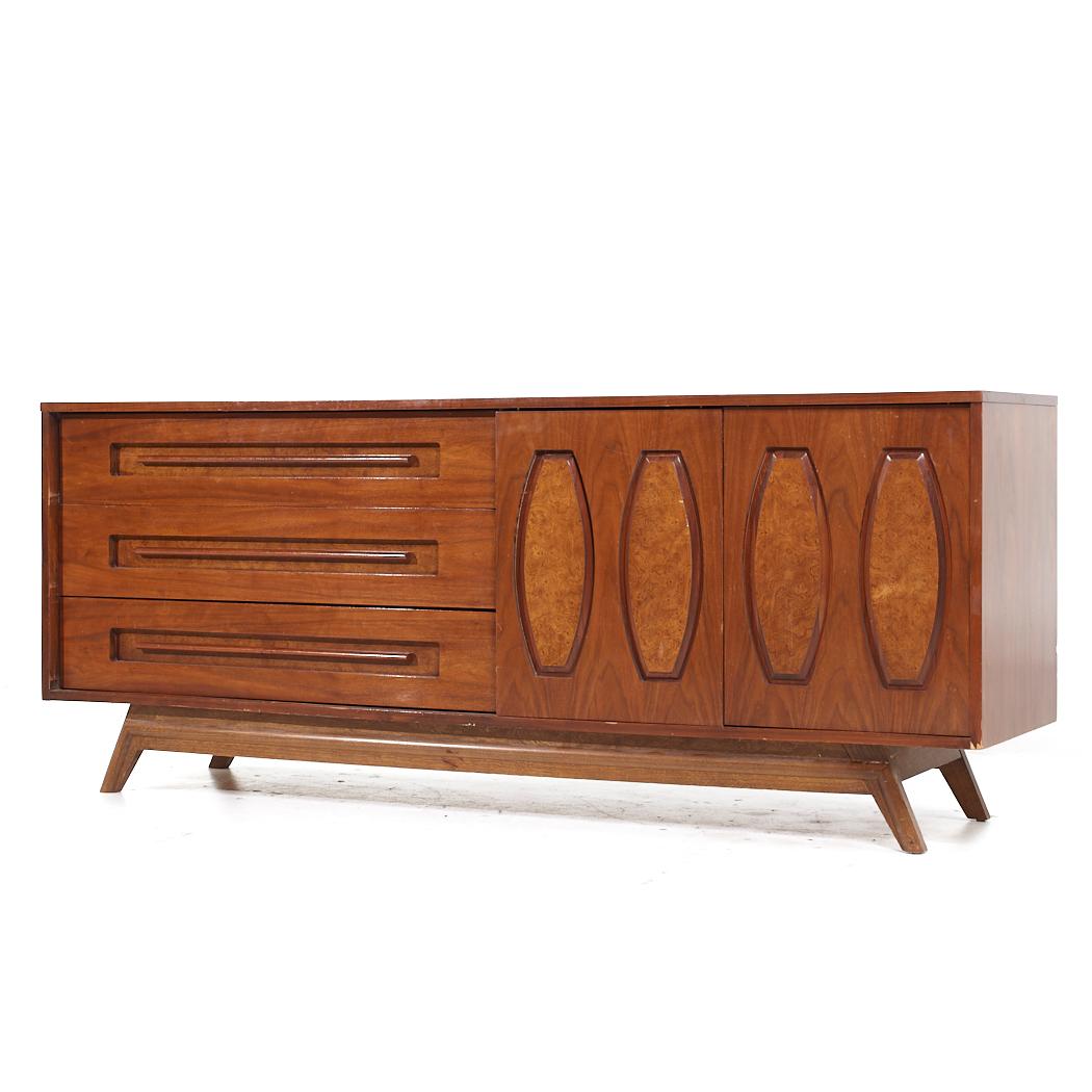 Mid-Century Modern Young Manufacturing Mid Century Walnut and Burlwood Lowboy Dresser For Sale