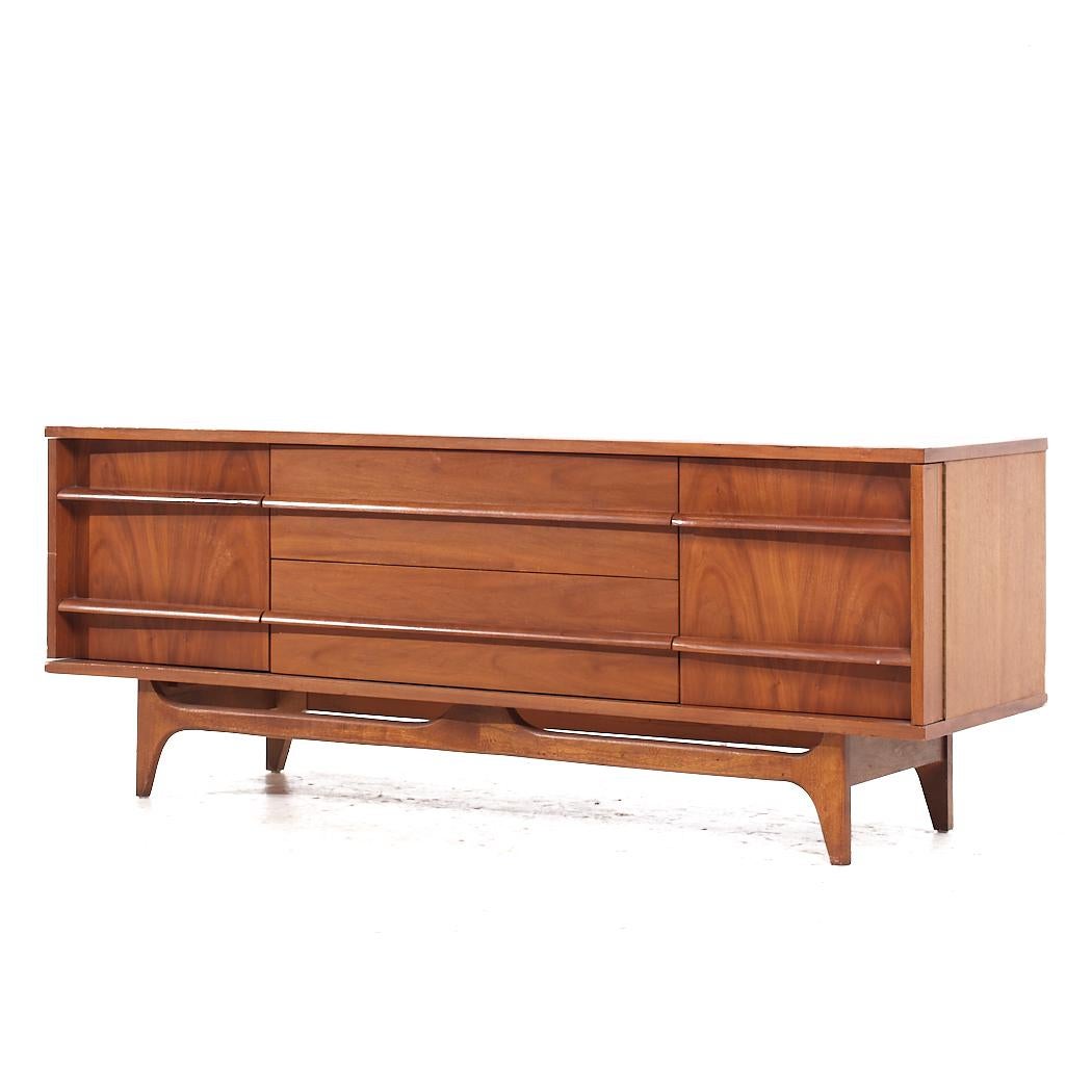 Late 20th Century Young Manufacturing Mid Century Walnut Curved Credenza and Hutch