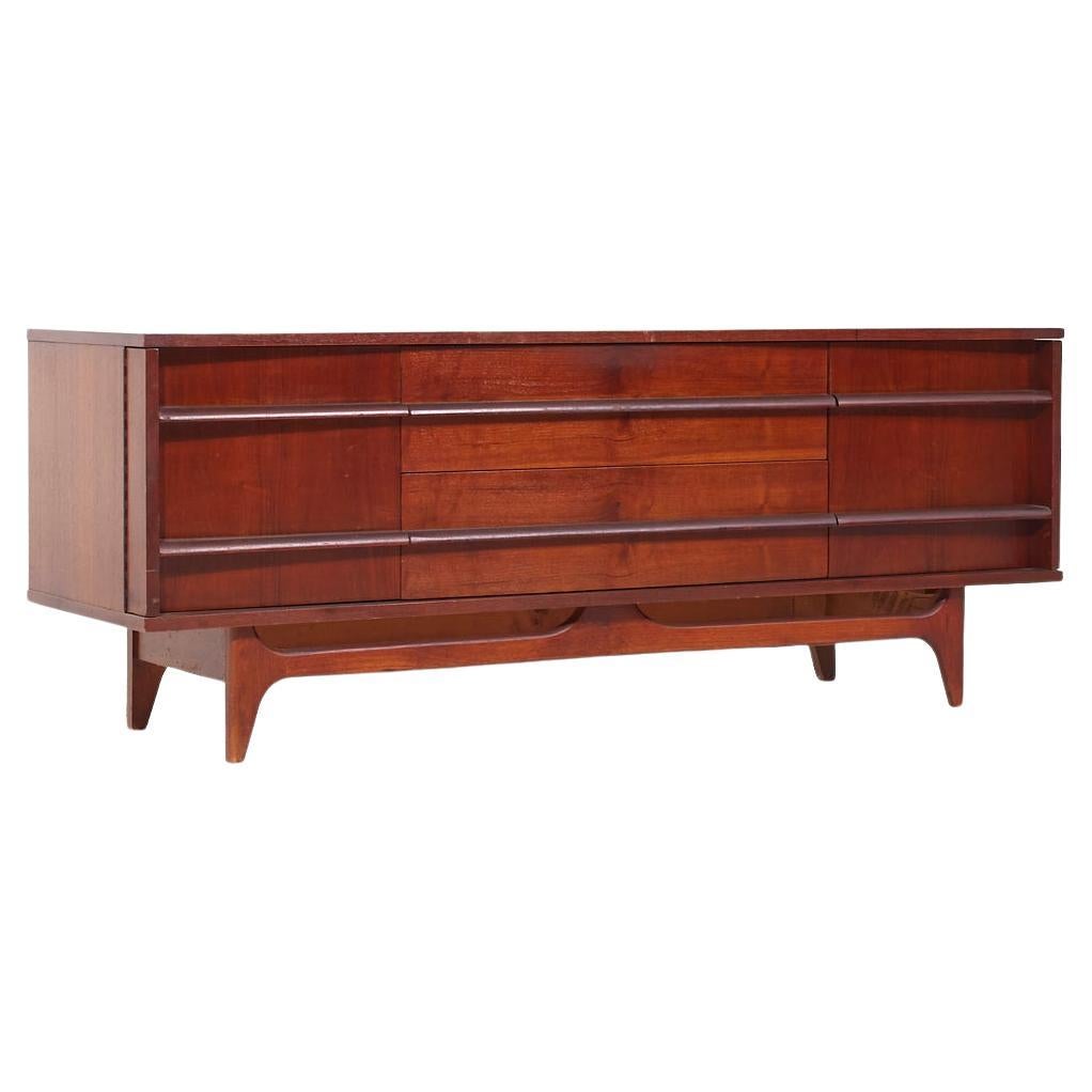 Young Manufacturing Mid Century Walnut Curved Credenza For Sale