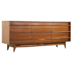 Young Manufacturing Mid Century Walnut Curved Front 9 Drawer Lowboy
