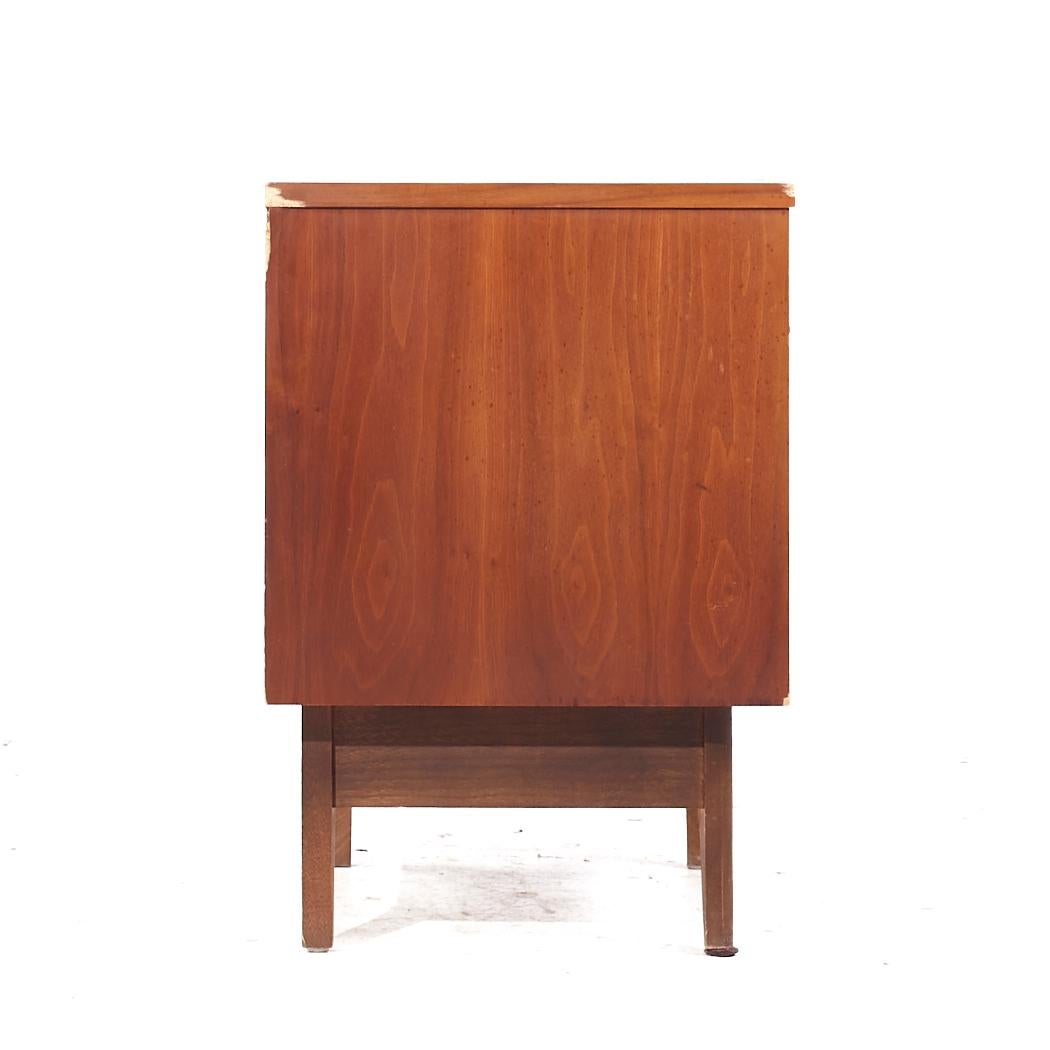 Young Manufacturing Mid Century Walnut Curved Front Nightstands - Pair 1